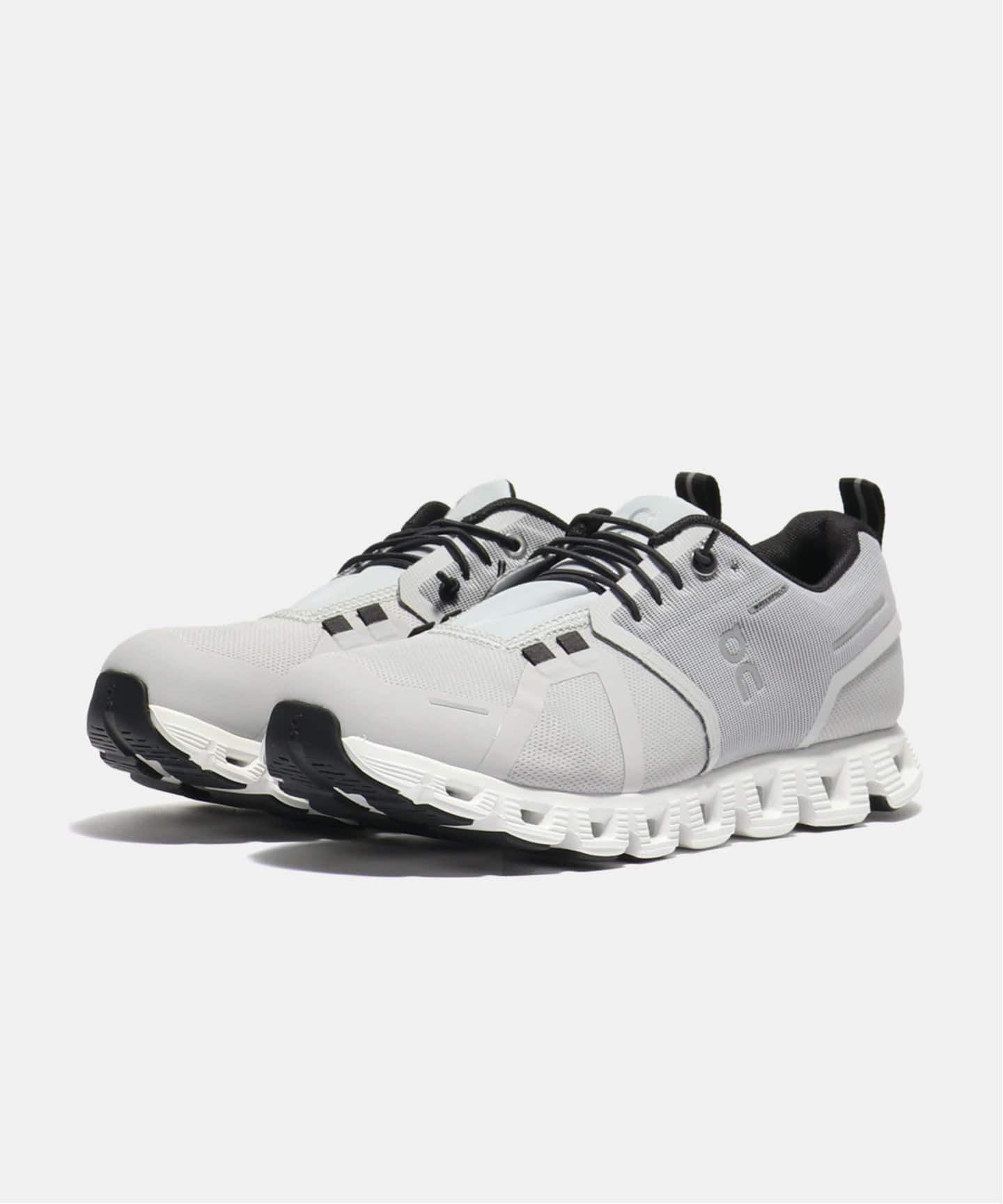 On Cloud 5 Waterproof 59.98837 Womens