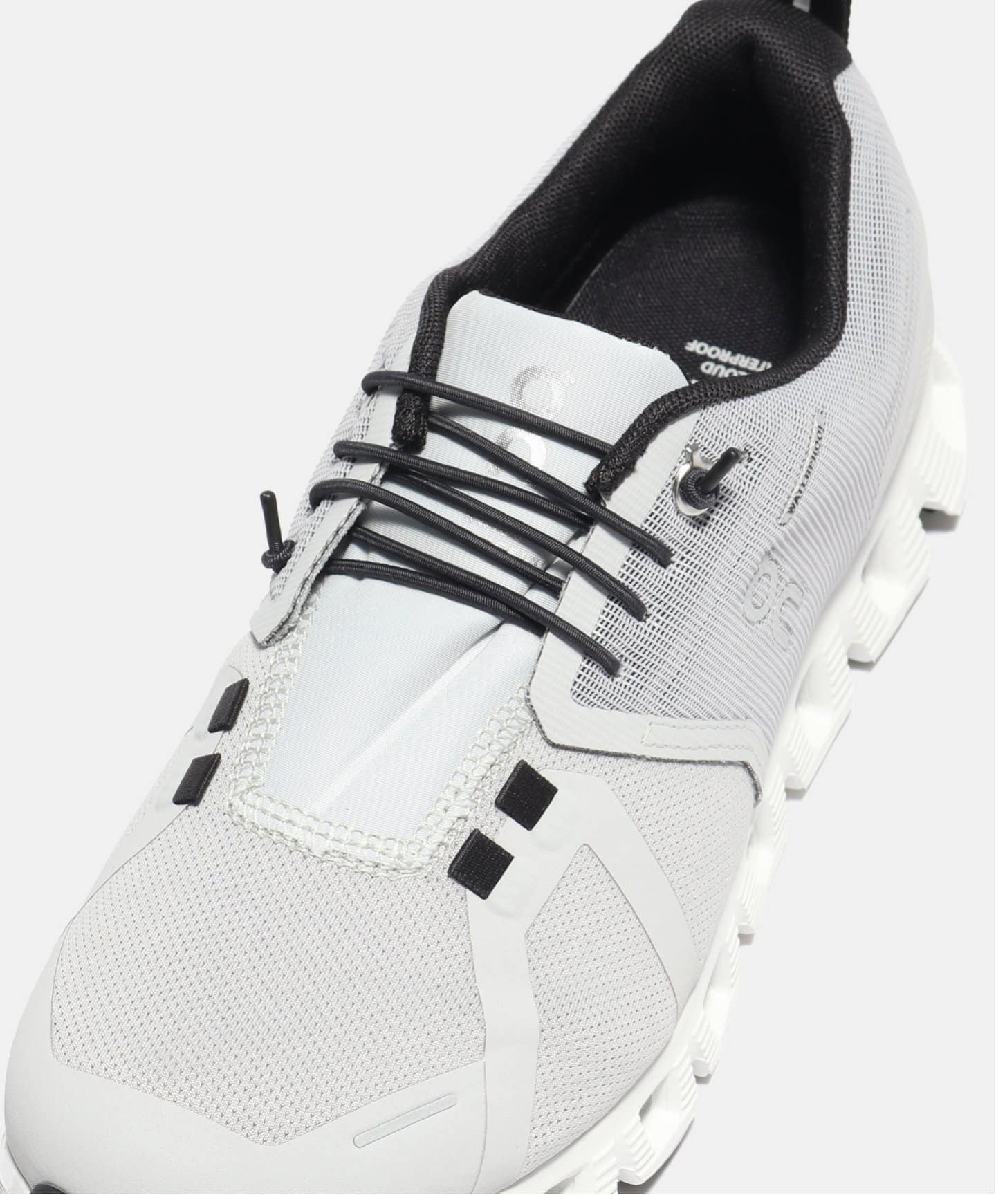 On Cloud 5 Waterproof 59.98837 Womens