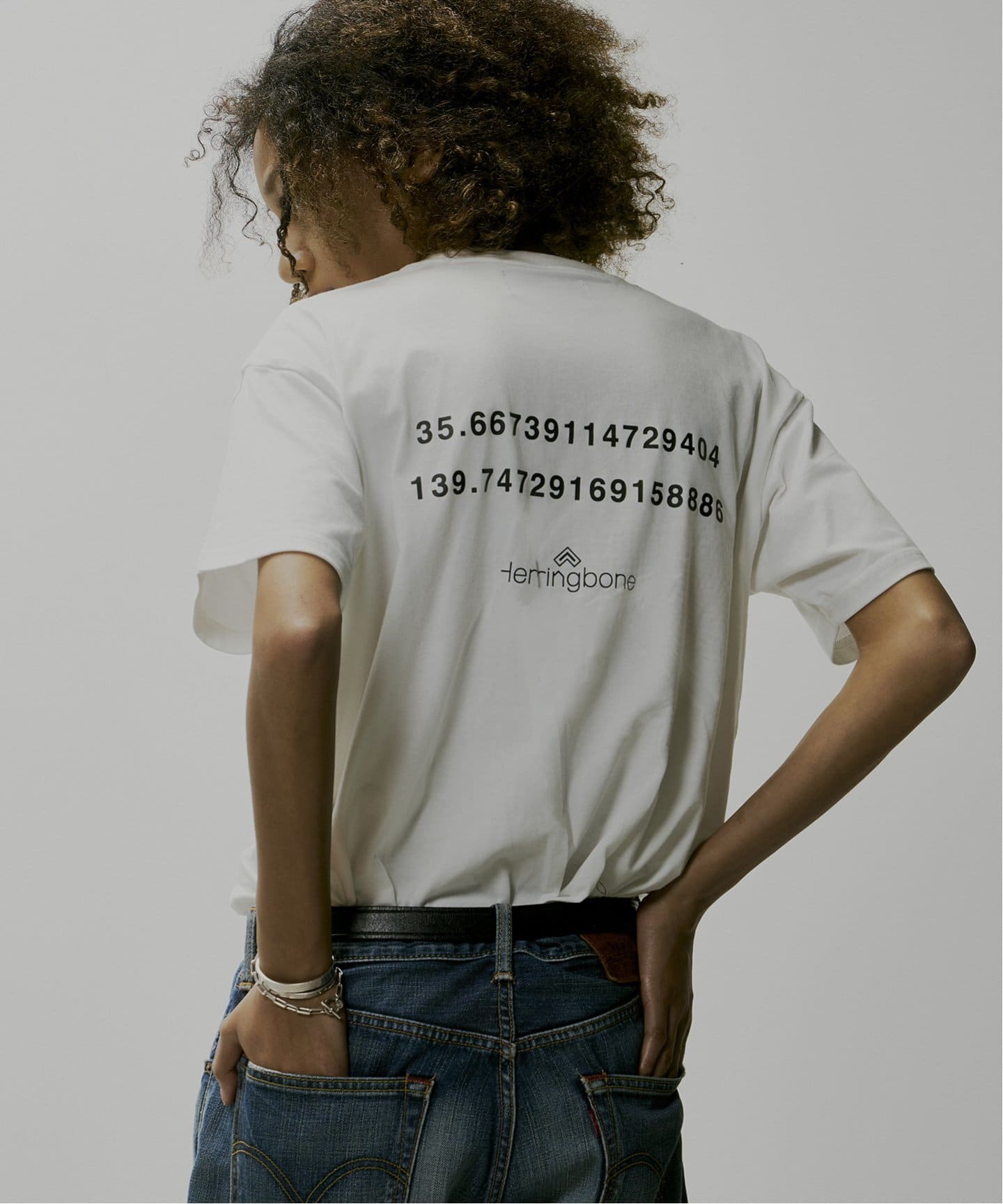 “Herringbone“ Daruma Print Tee