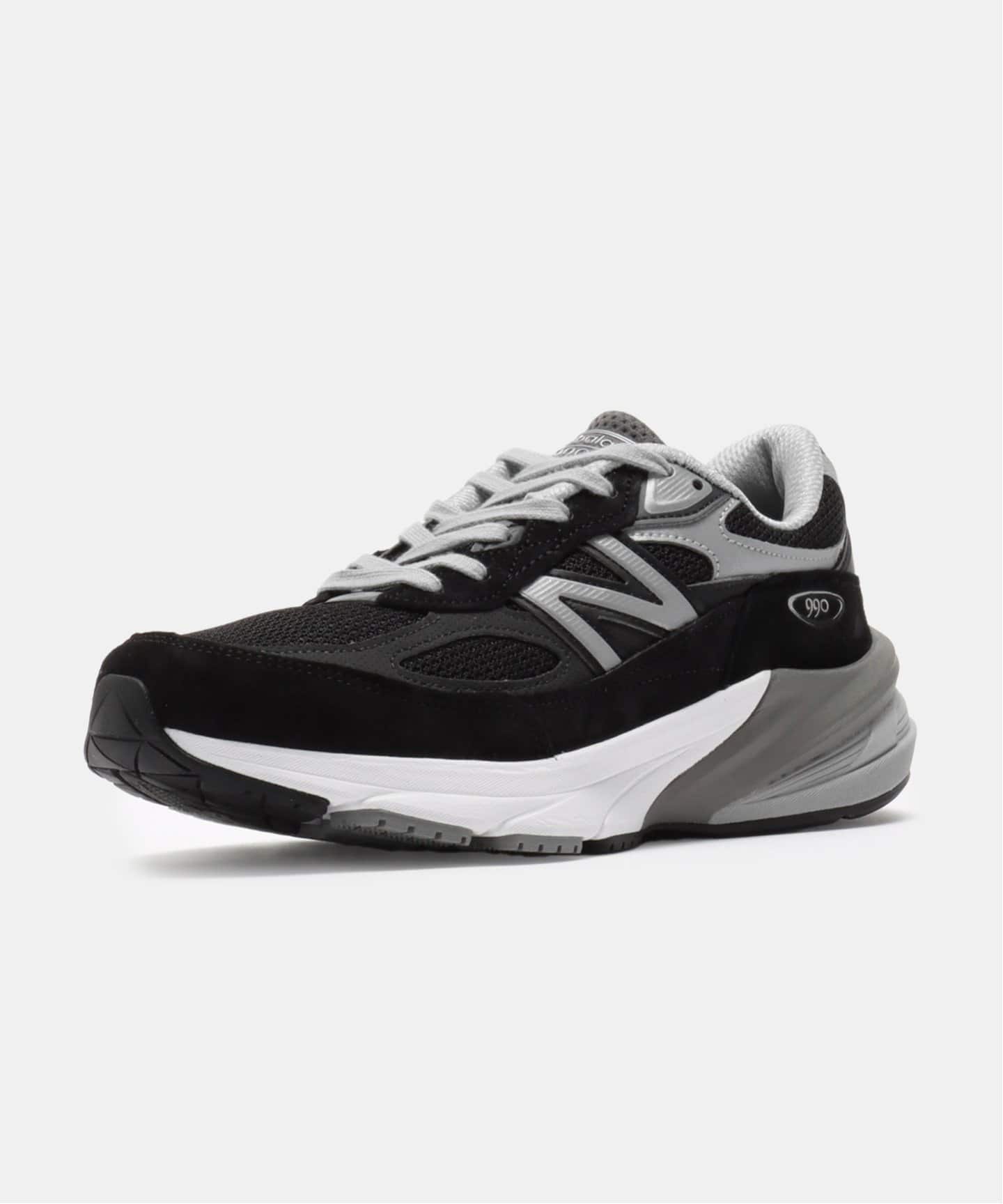 New Balance W990BK6