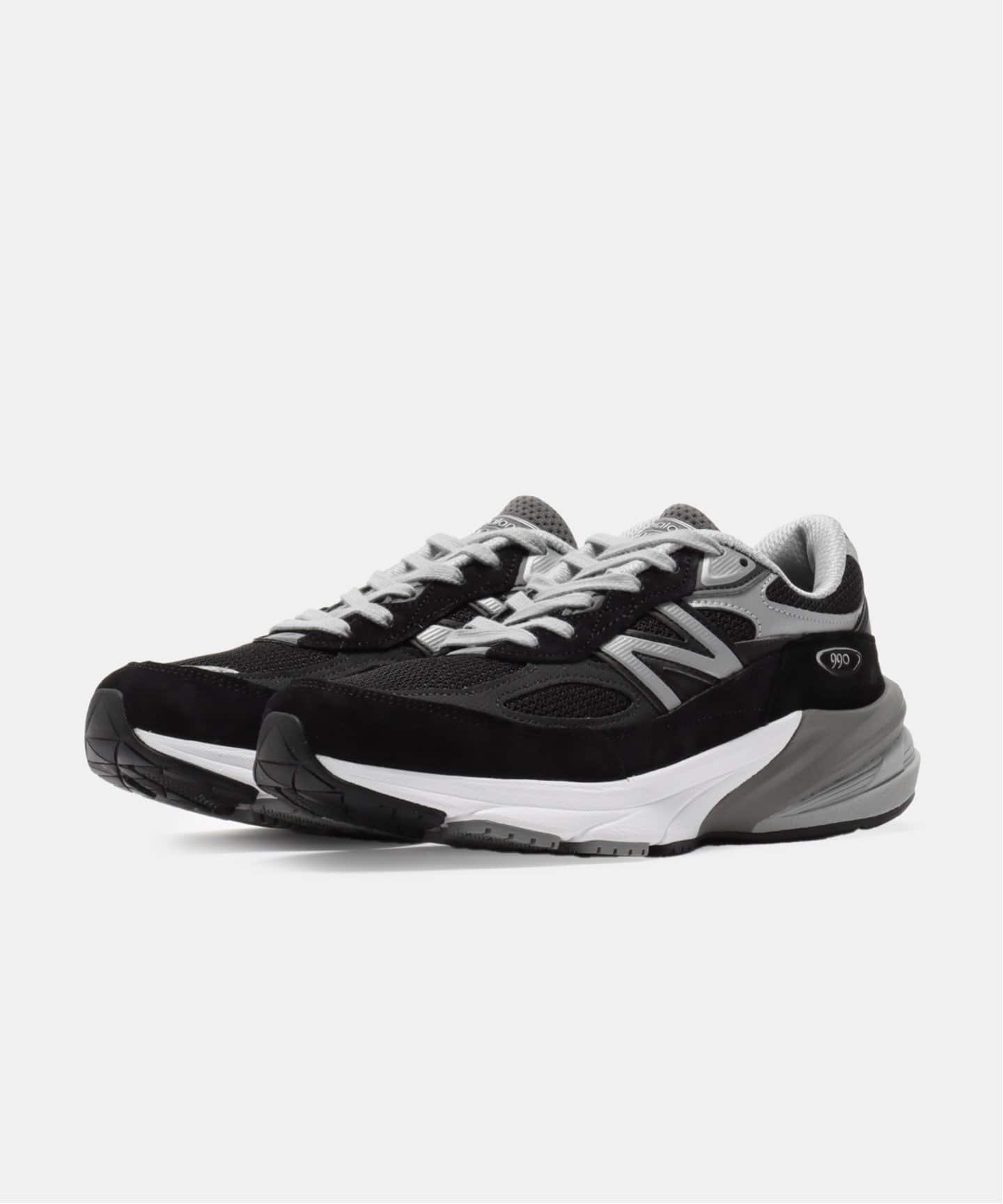 New Balance W990BK6