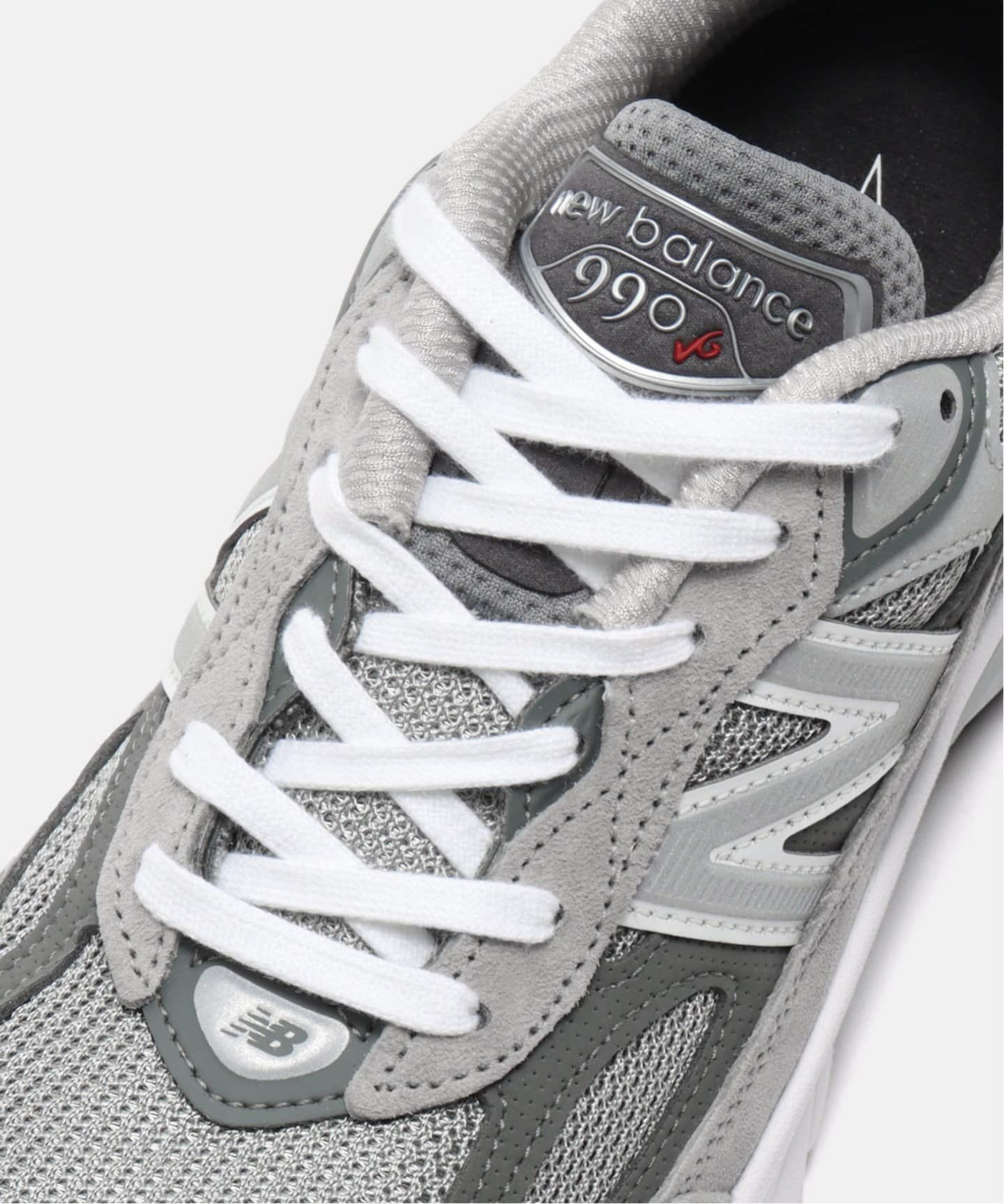 New Balance W990GL6