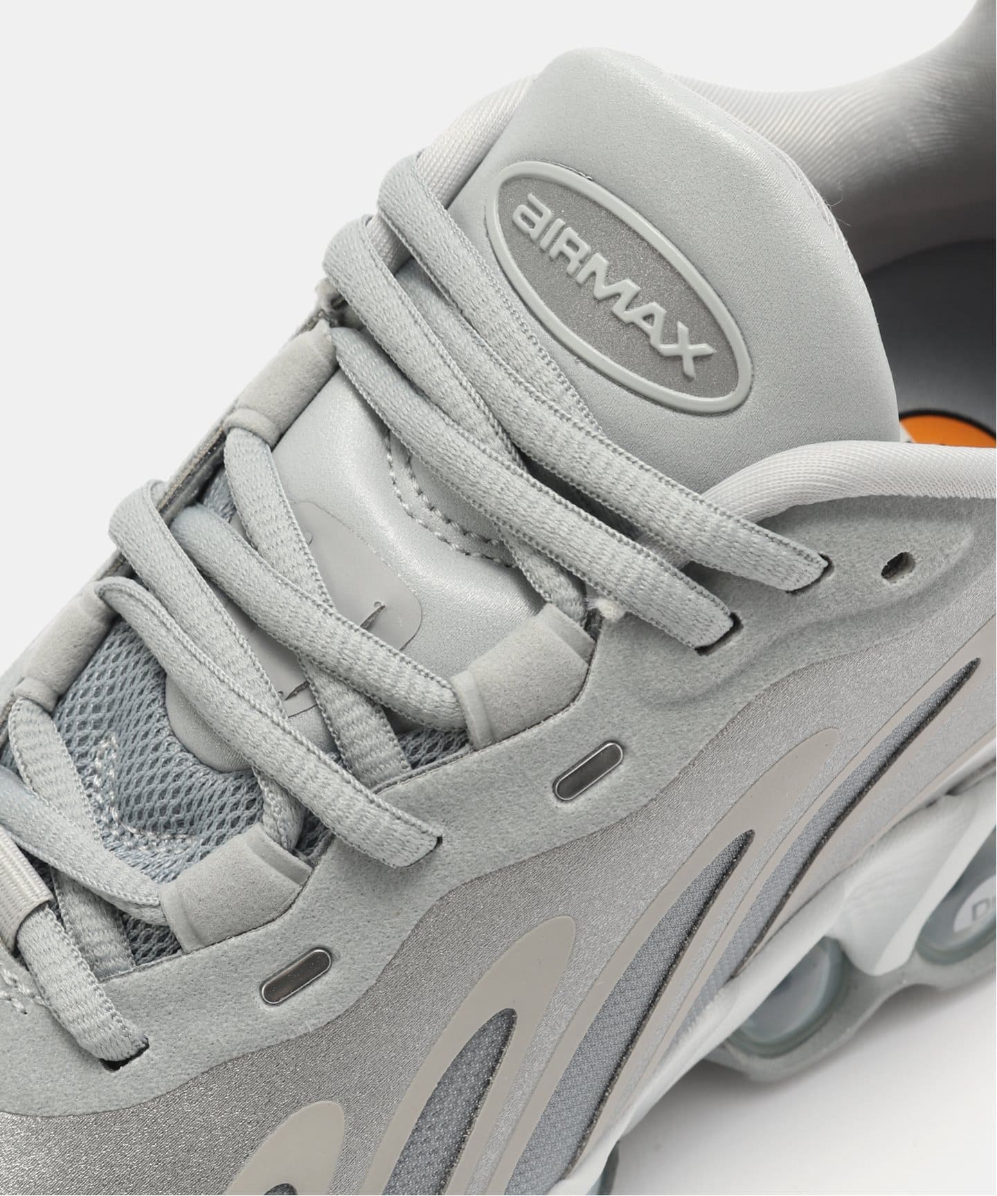 NIKE W AIR MAX DN8 HF5509-001