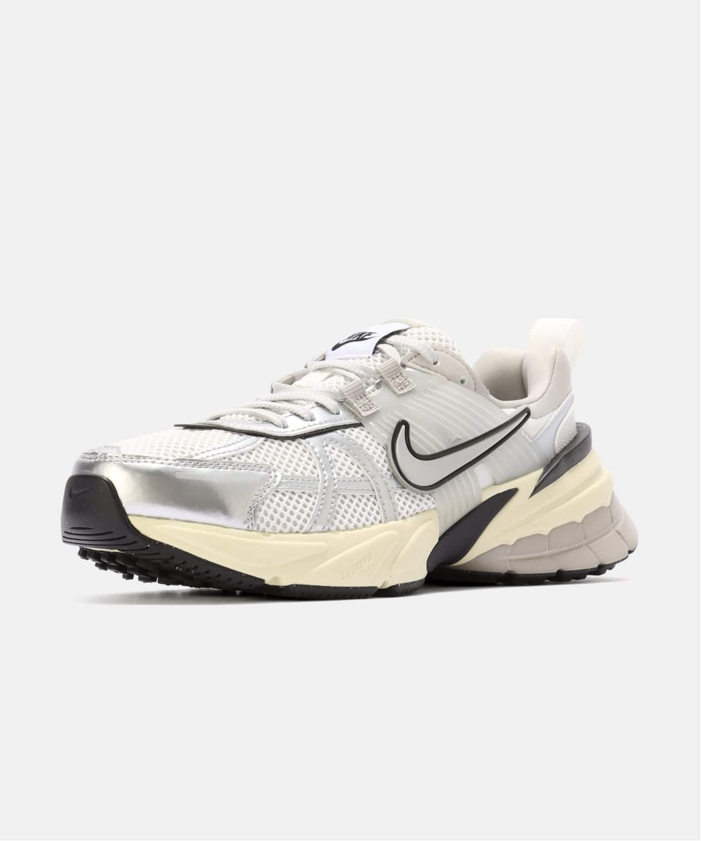 NIKE WMNS V2K RUN FD0736-100