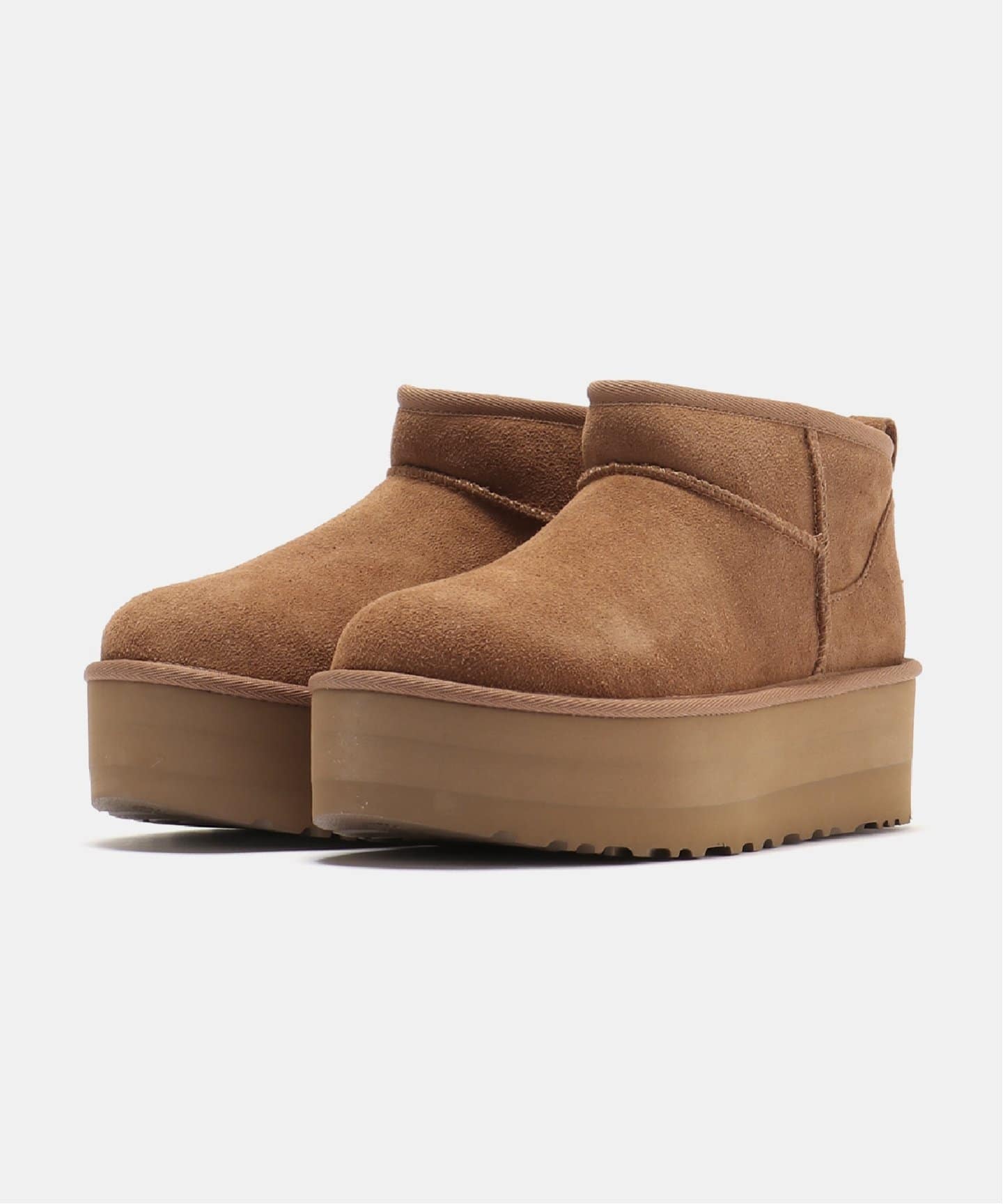 UGG W CLASSIC ULTRA MINI PLATFORM 1135092