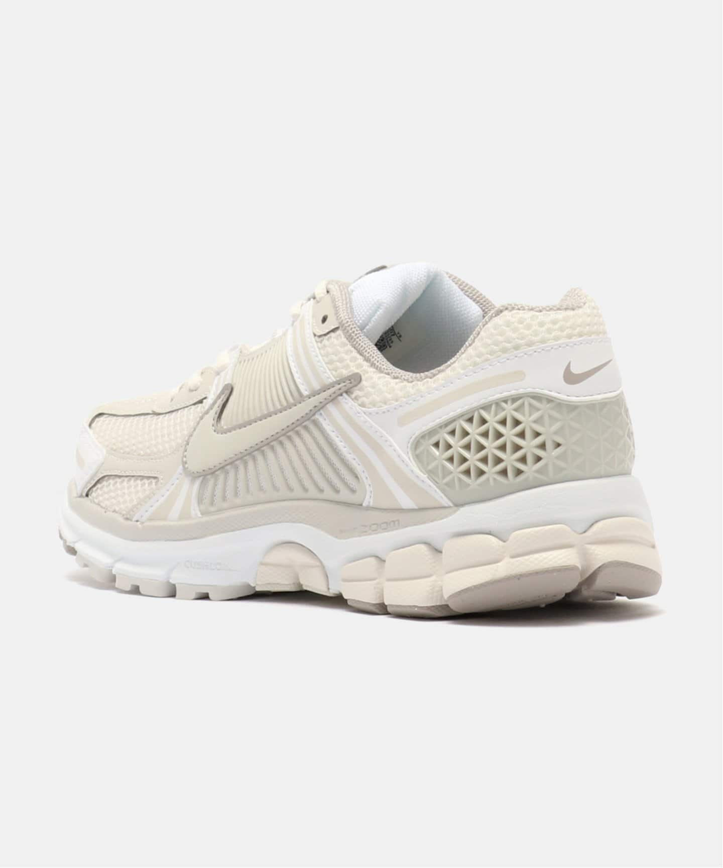 NIKE W ZOOM VOMERO 5 FJ2028-107