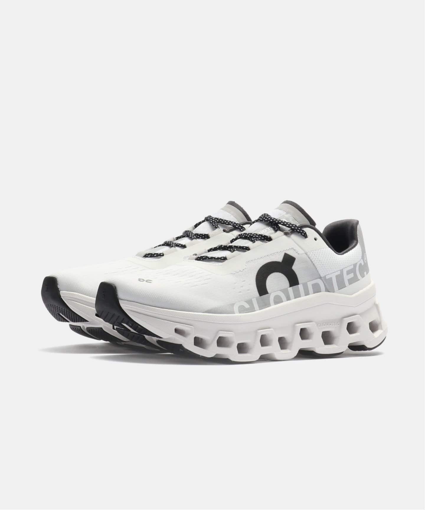 On Cloudmonster 61.98433