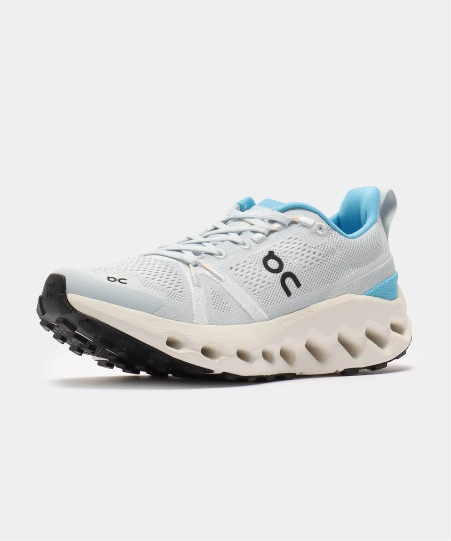 On Cloudsurfer Trail 3WE10103042