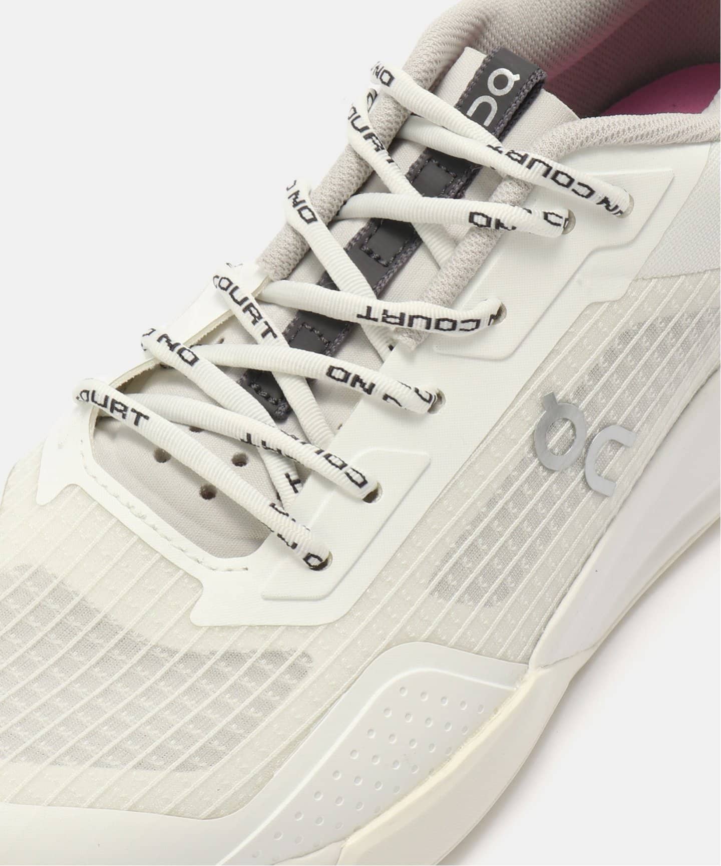 On THE ROGER Advantage Z5 3WF10240924