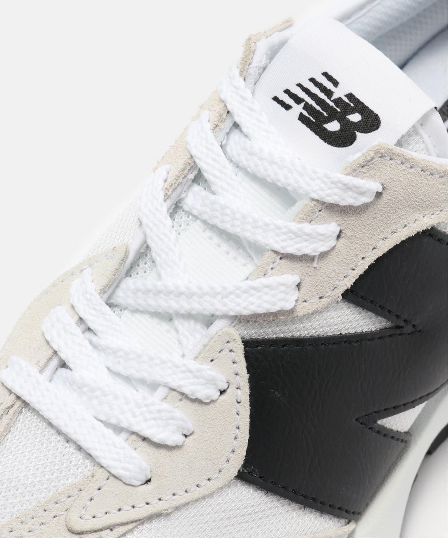 New Balance MS327CWB