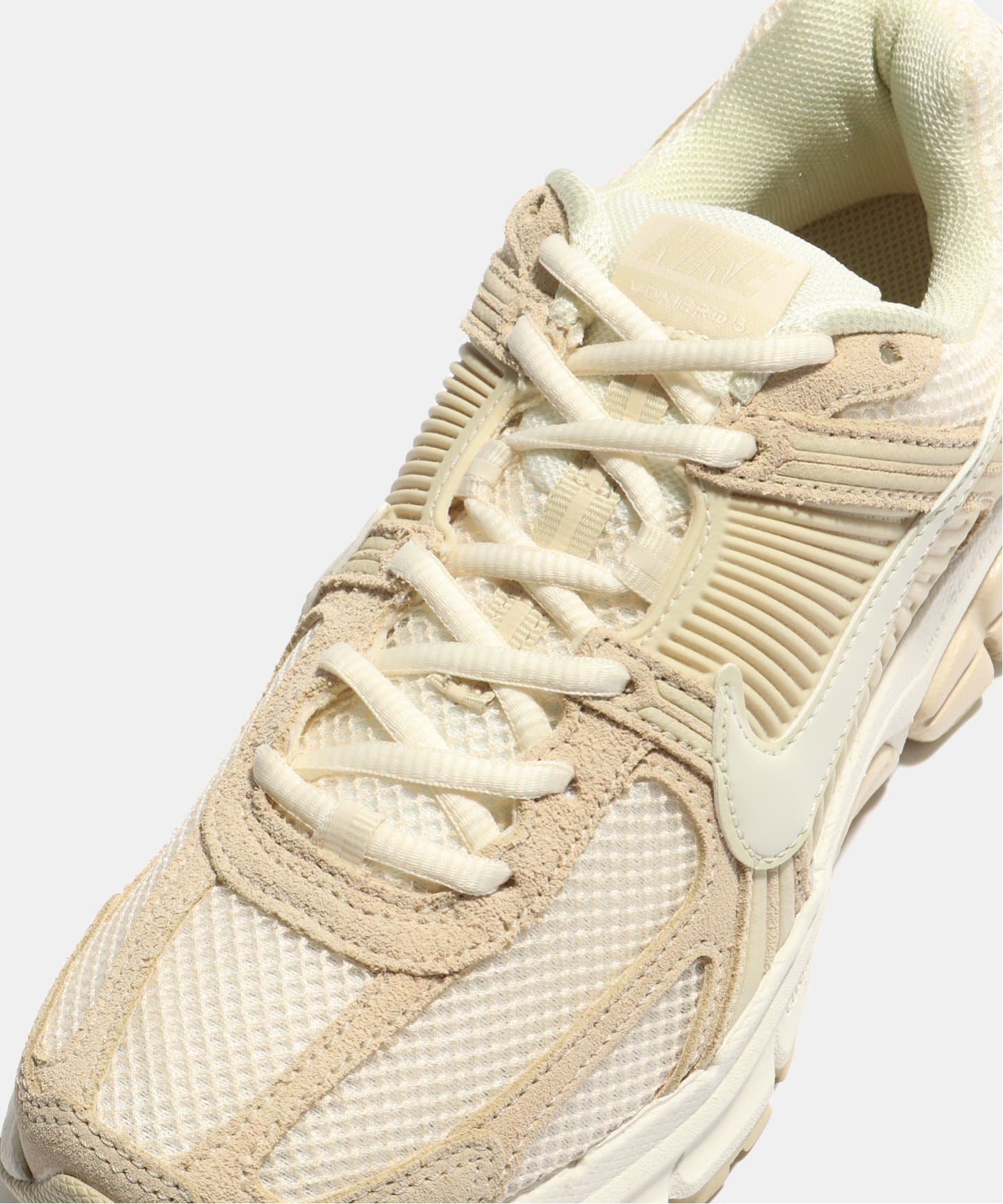 NIKE W NIKE ZOOM VOMERO 5 SDE HQ0458-200