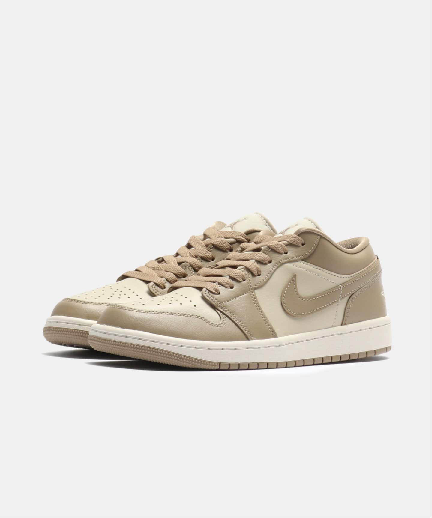 JORDAN BRAND WMNS AIR JORDAN 1 LOW DC0774-203