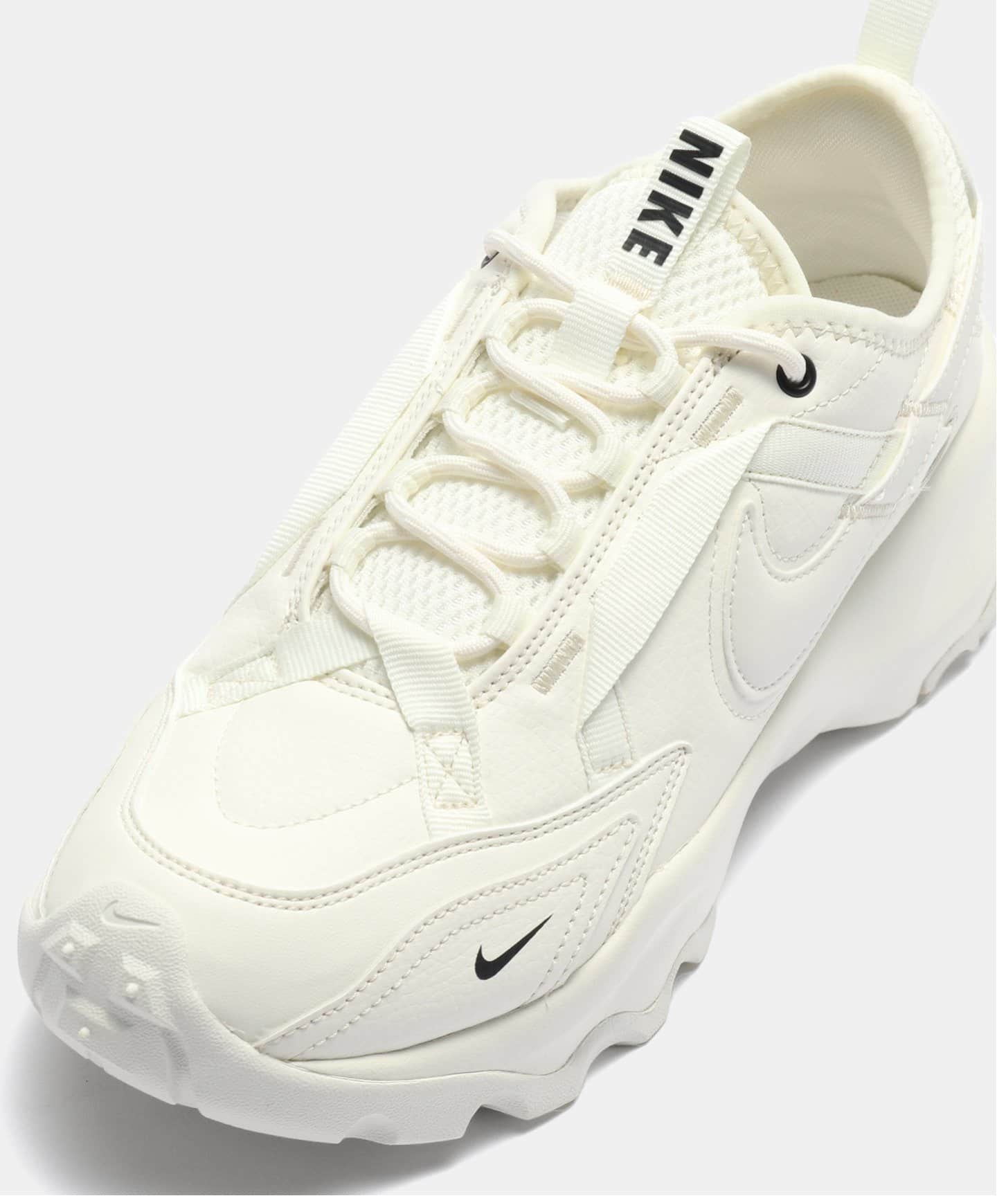 NIKE W TC 7900 DD9682-100