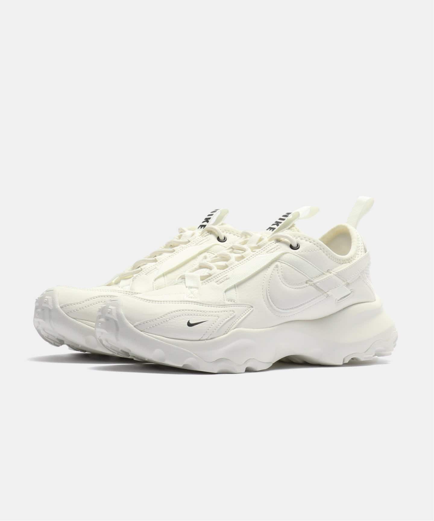 NIKE W TC 7900 DD9682-100