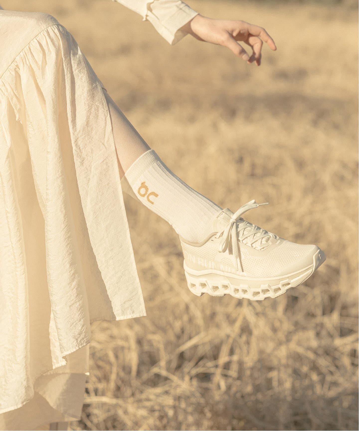 On × INVINCIBLE Cloudmonster 2 INVINCIBLE 1 W 3WE30521195