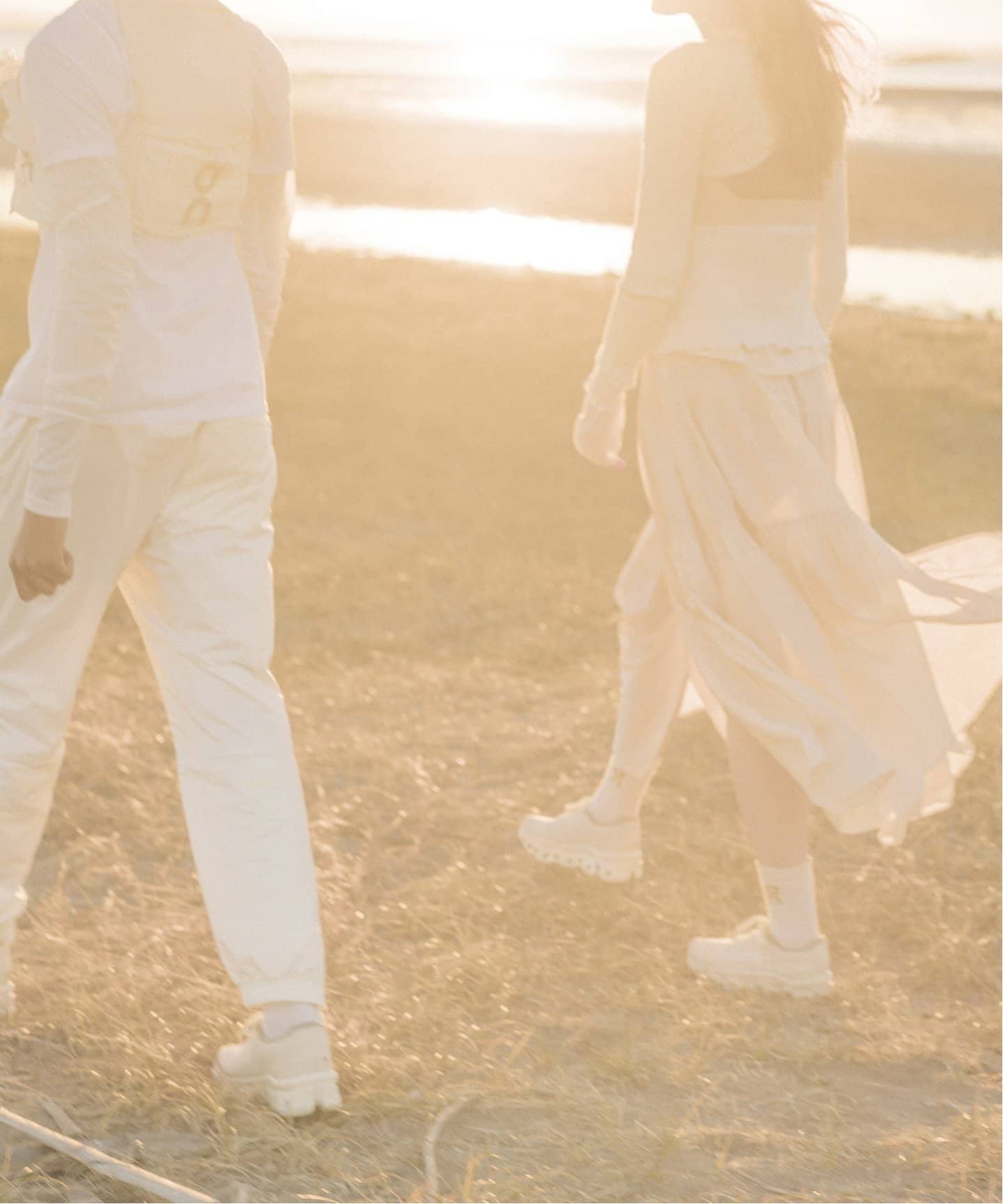 On × INVINCIBLE Cloudmonster 2 INVINCIBLE 1 W 3WE30521195