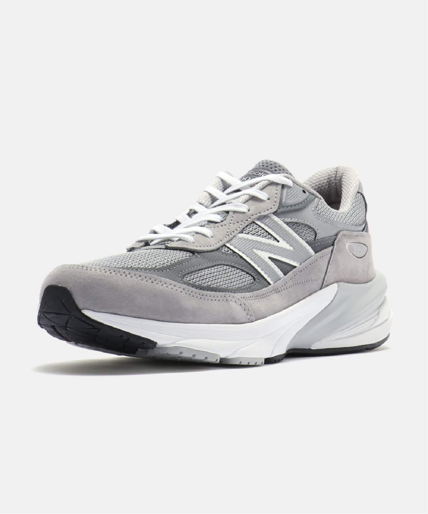 New Balance M990GL6