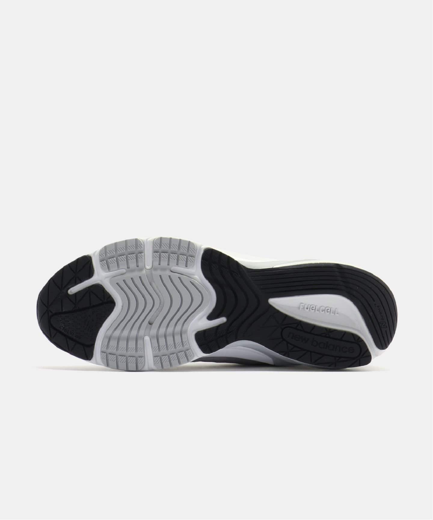New Balance M990GL6