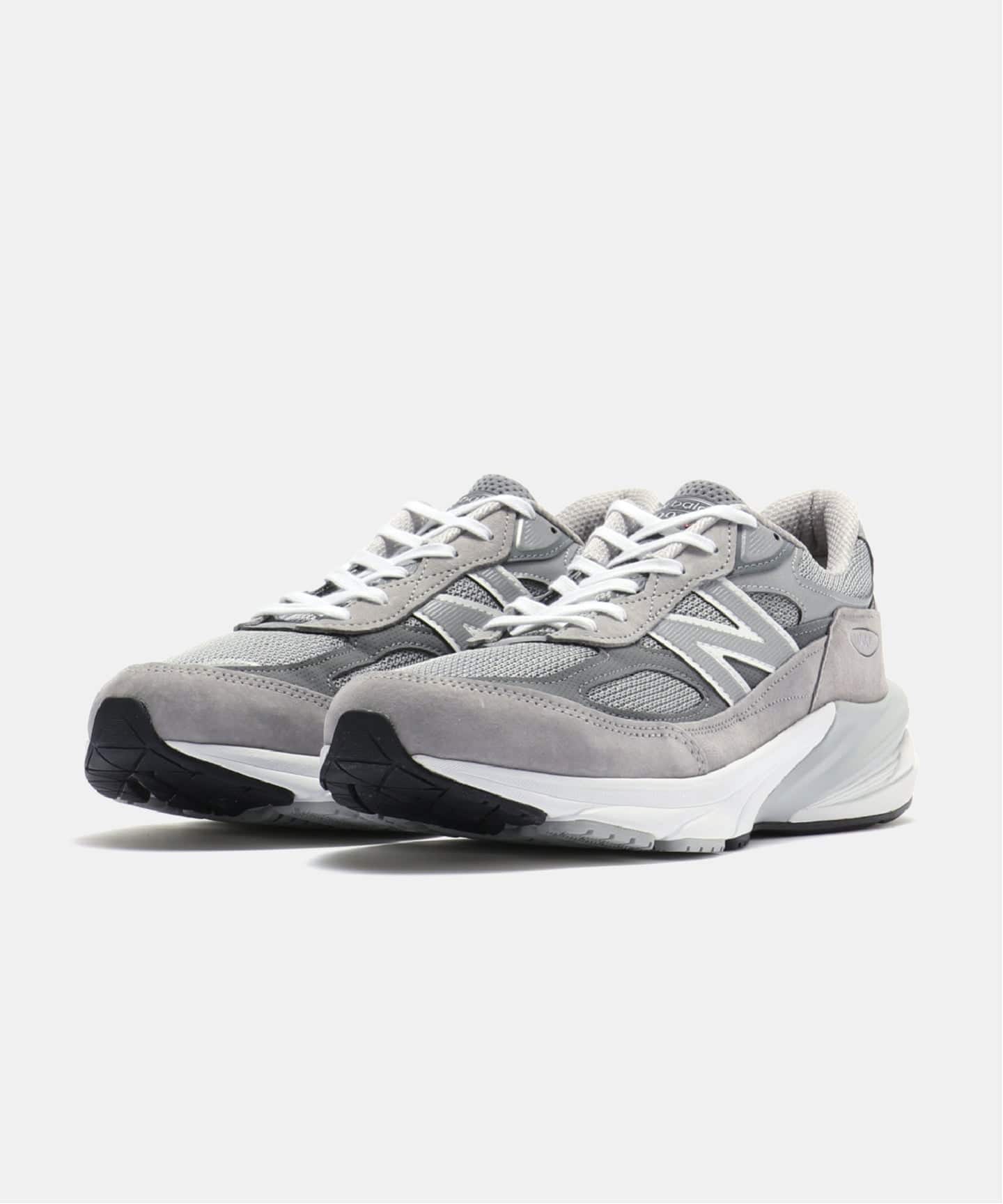 New Balance M990GL6