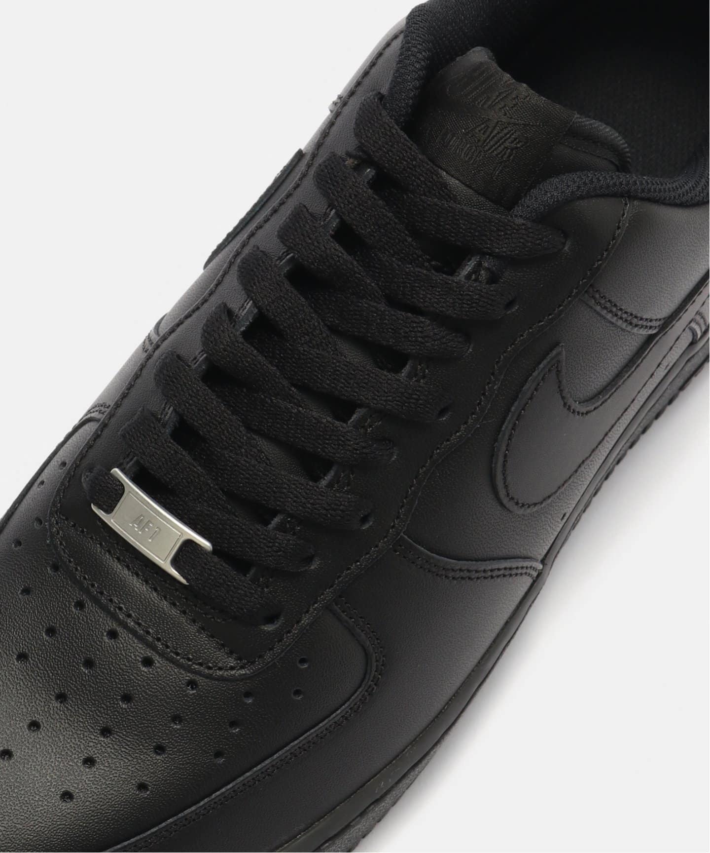 NIKE AIR FORCE 1 07 CW2288-001