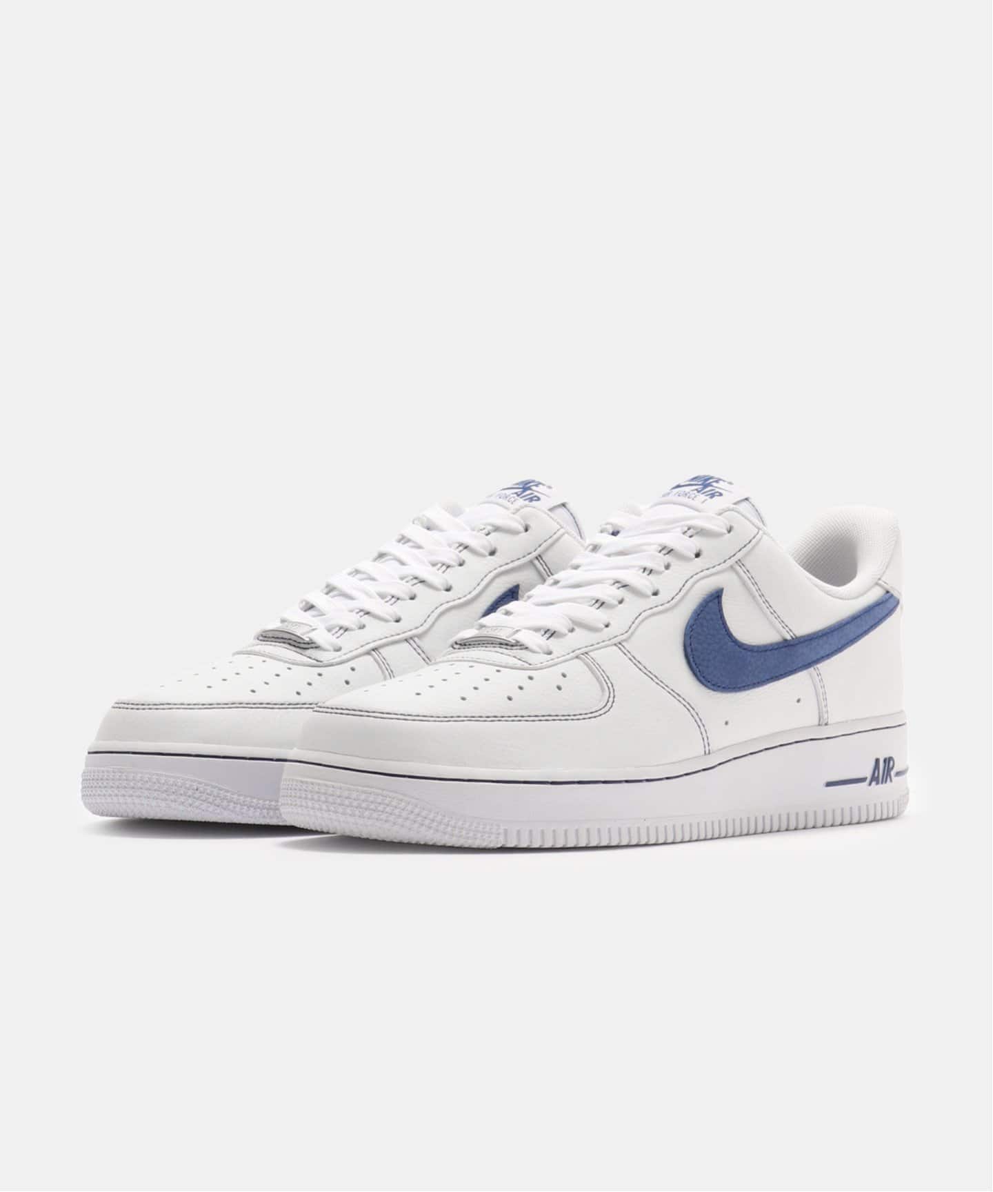 NIKE AIR FORCE 1 07 LV8 ESS+ HQ2037-100