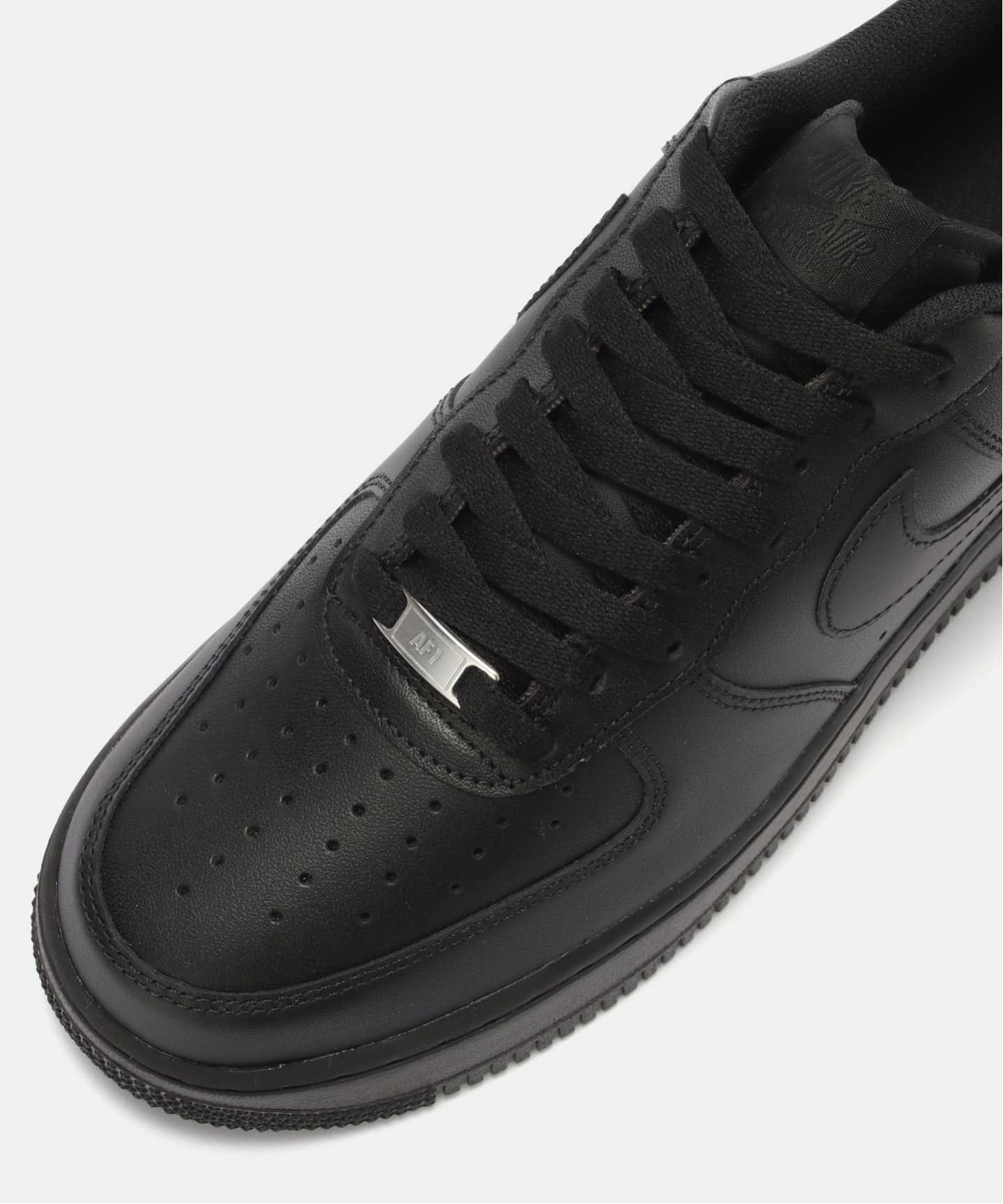 NIKE AIR FORCE 1 07 CW2288-001