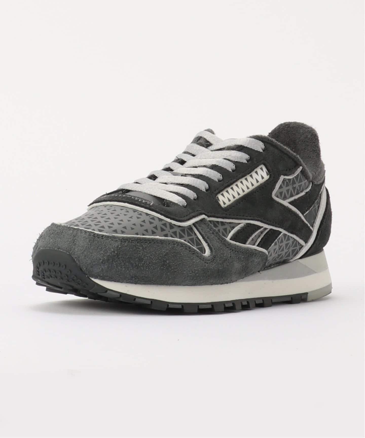 WHITE MOUNTAINEERING × Reebok CLASSIC LEATHER 100233213