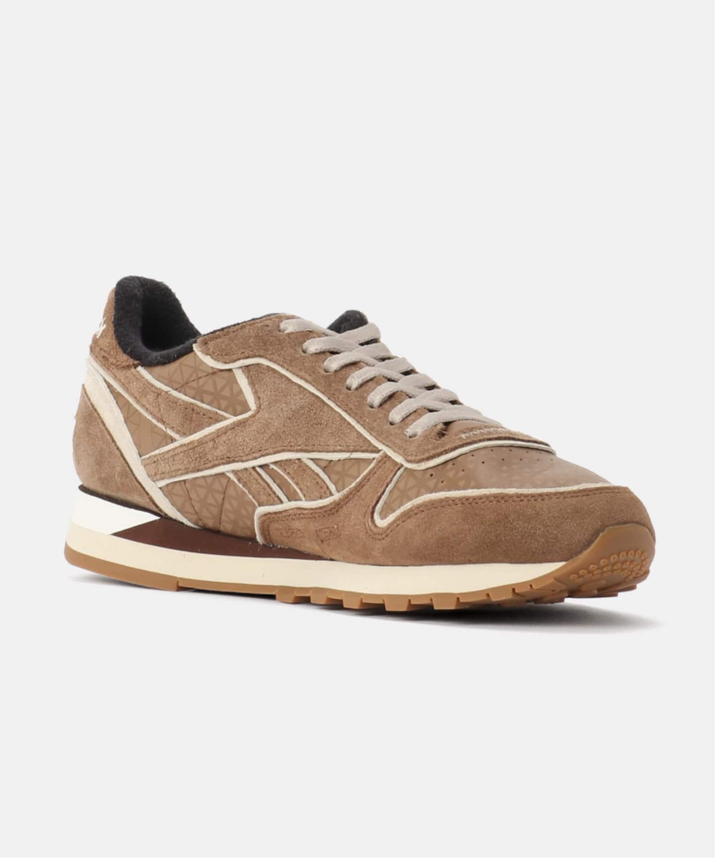 WHITE MOUNTAINEERING × Reebok CLASSIC LEATHER 100233214
