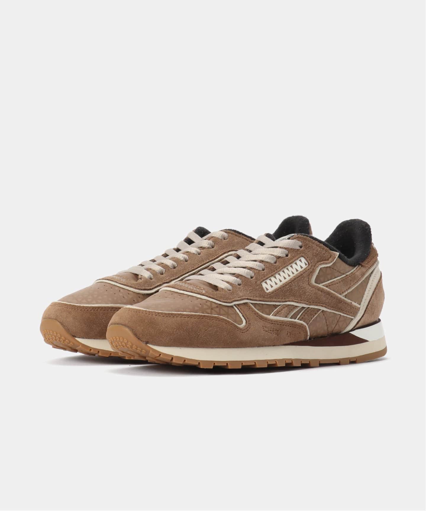 WHITE MOUNTAINEERING × Reebok CLASSIC LEATHER 100233214