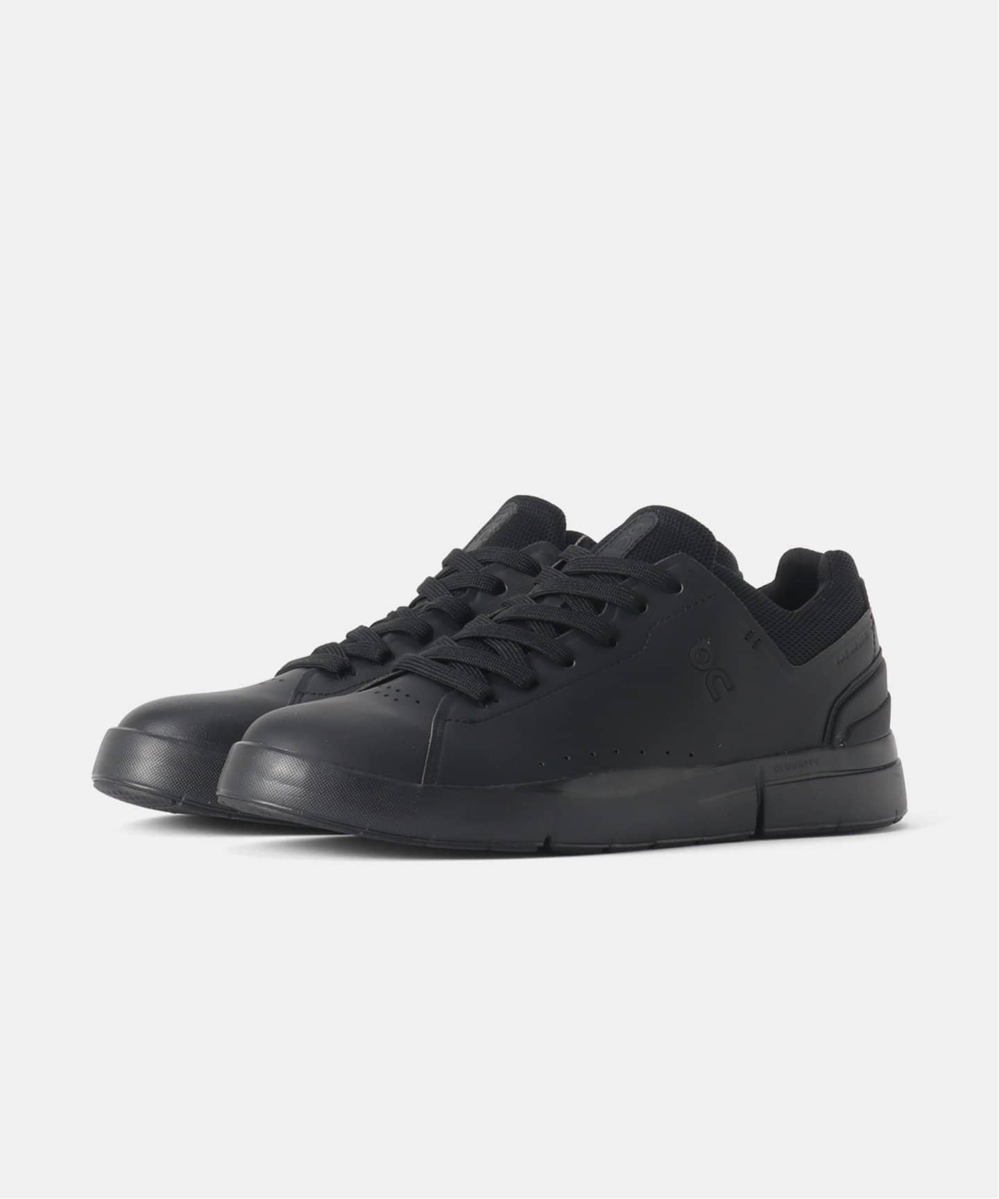 On THE ROGER Advantage:3MD10640485