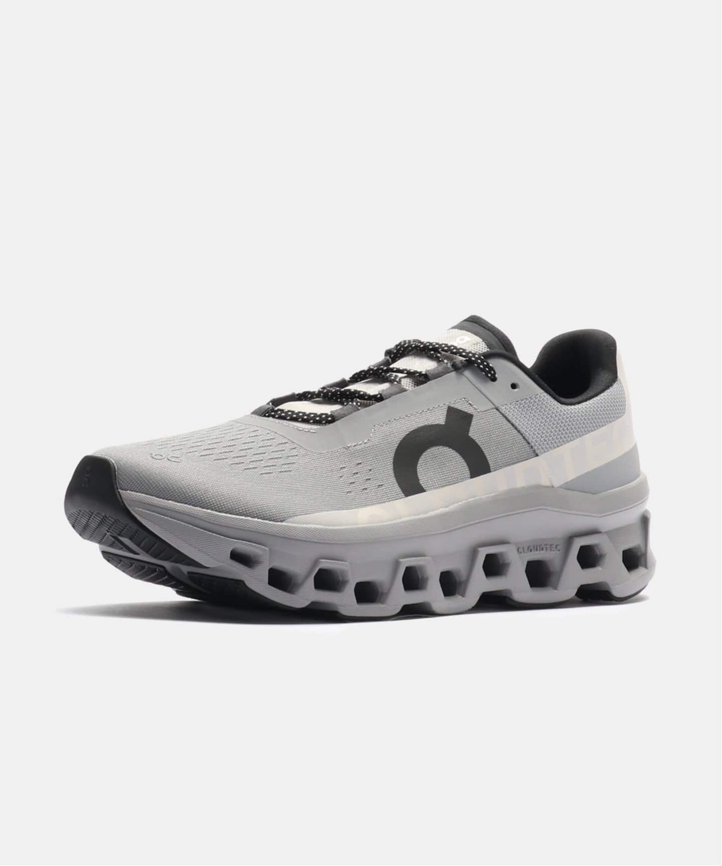 On Cloudmonster 61.97657