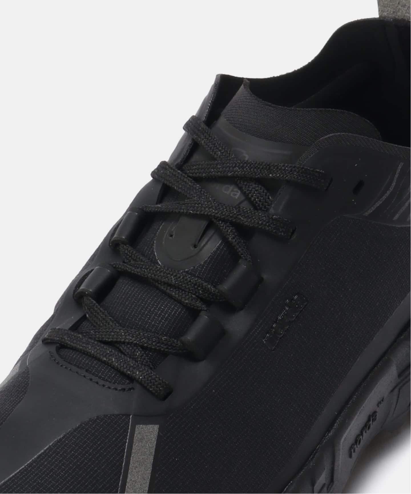 NORDA 001-M Stealth Black
