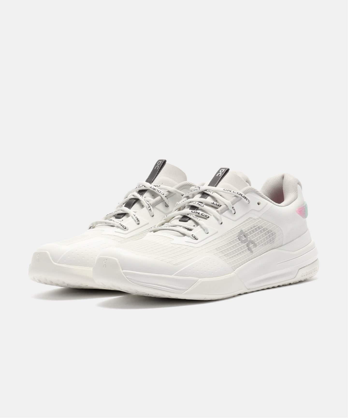 On THE ROGER Advantage Z5 3MF10330924