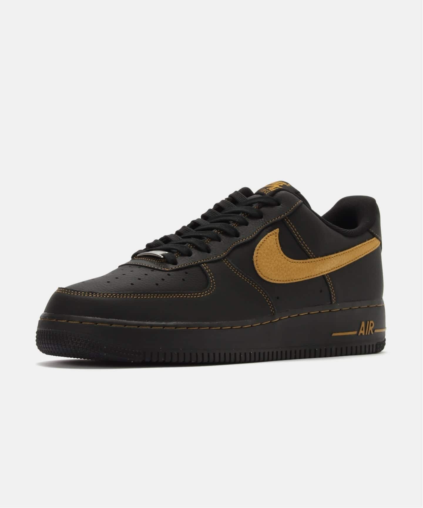 NIKE AIR FORCE 1 07 LV8 ESS+ HQ2037-003