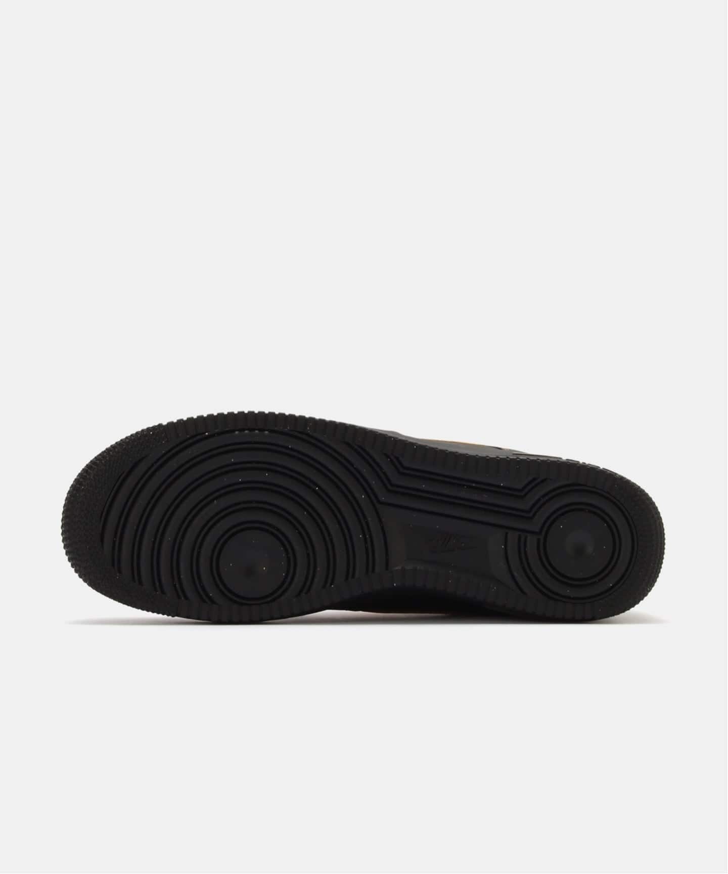 NIKE AIR FORCE 1 07 LV8 ESS+ HQ2037-003