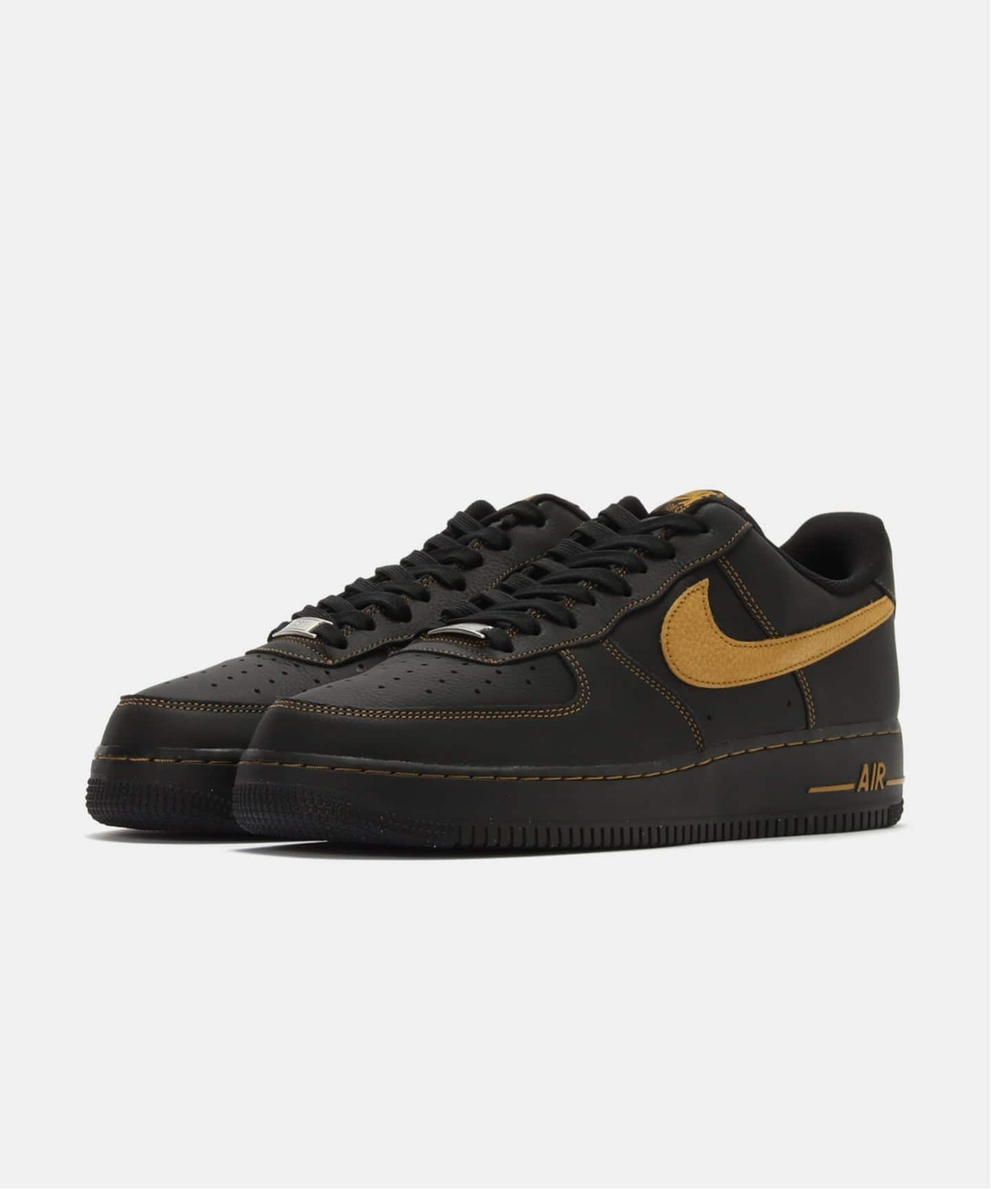 NIKE AIR FORCE 1 07 LV8 ESS+ HQ2037-003
