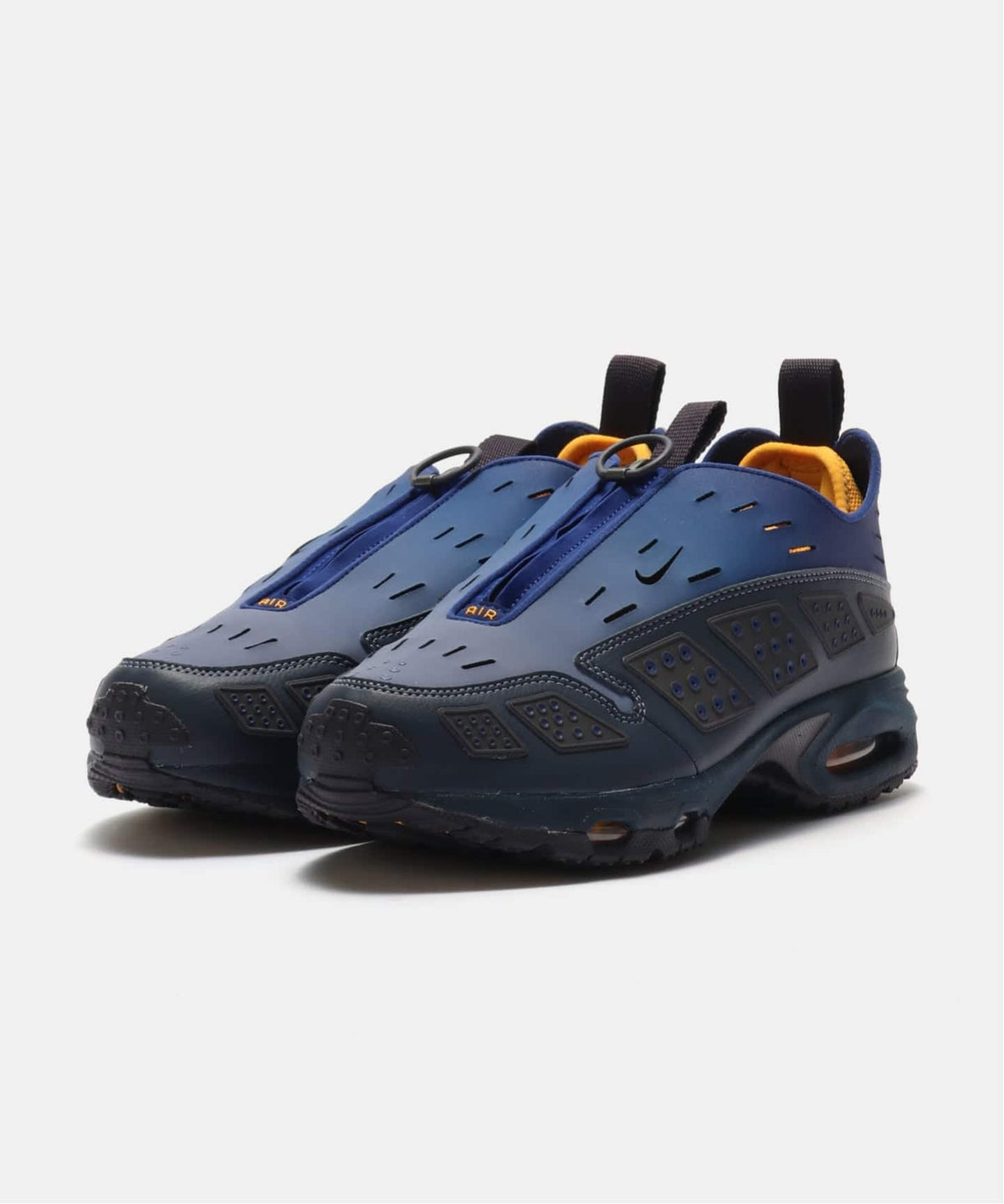 NIKE AIR MAX SNDR SE OPP1 IH3421-451