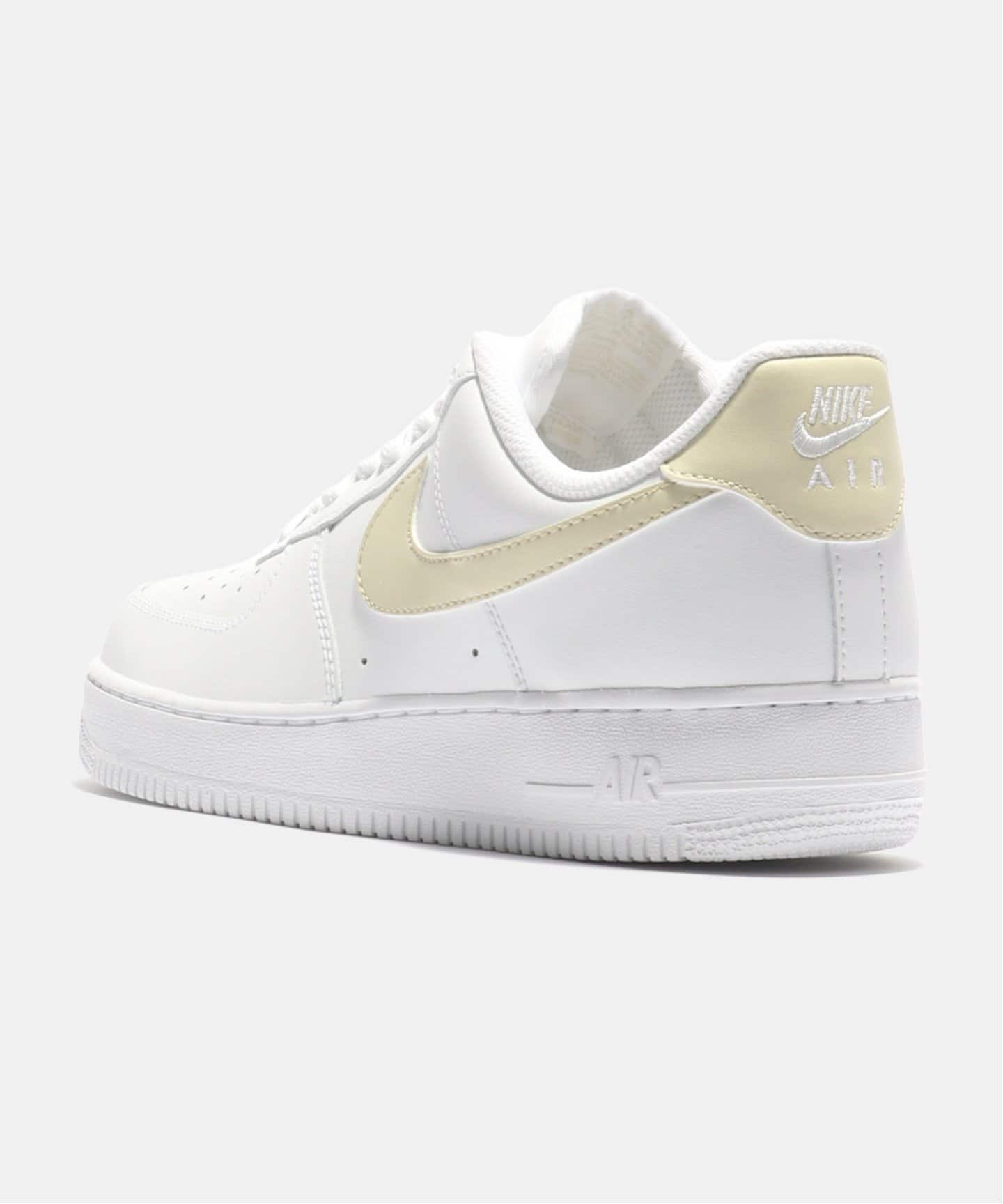 NIKE AIR FORCE 1 07 ESS FJ4146-111