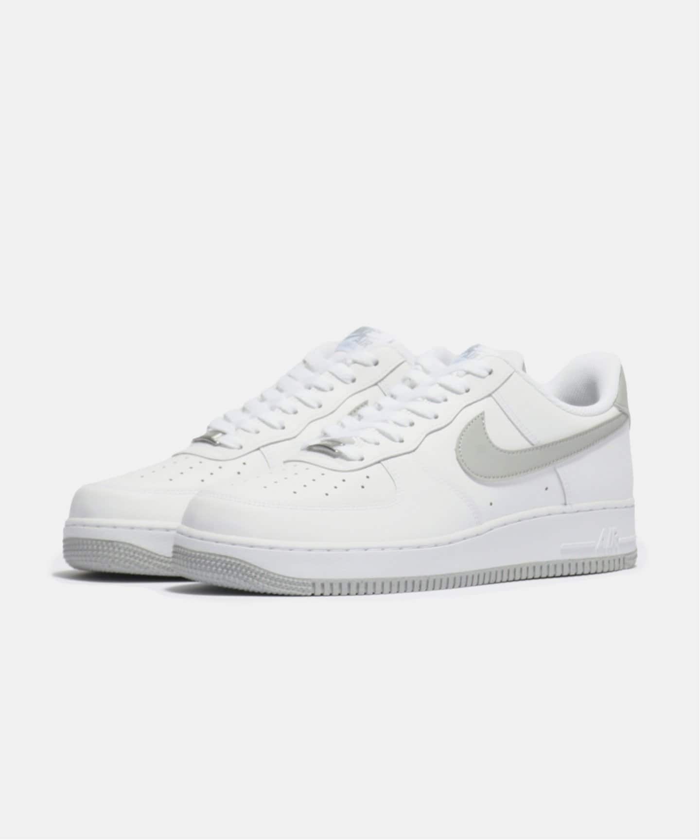 NIKE AIR FORCE 1 07 ESS FJ4146-100