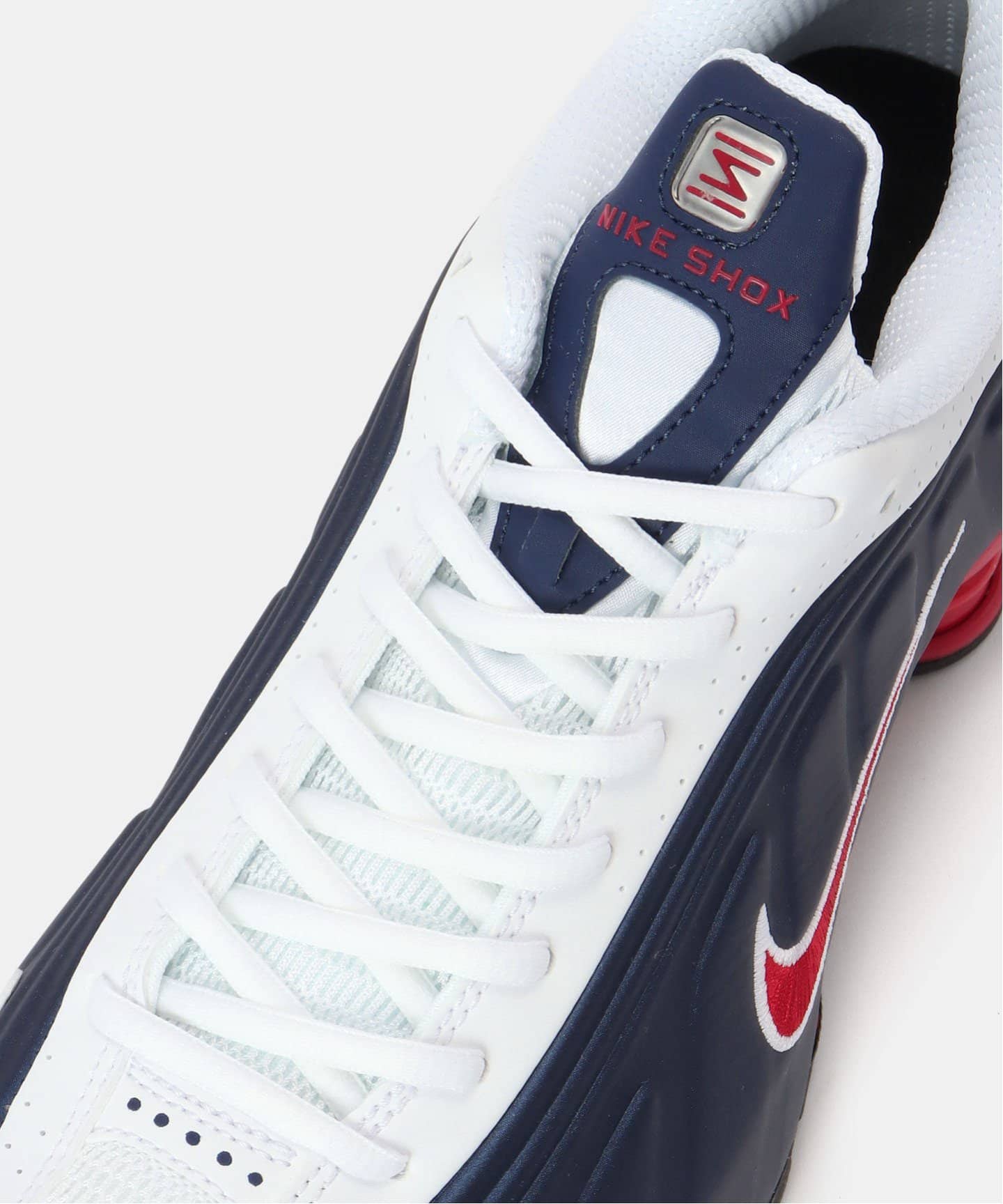 NIKE SHOX R4 HQ1988-400