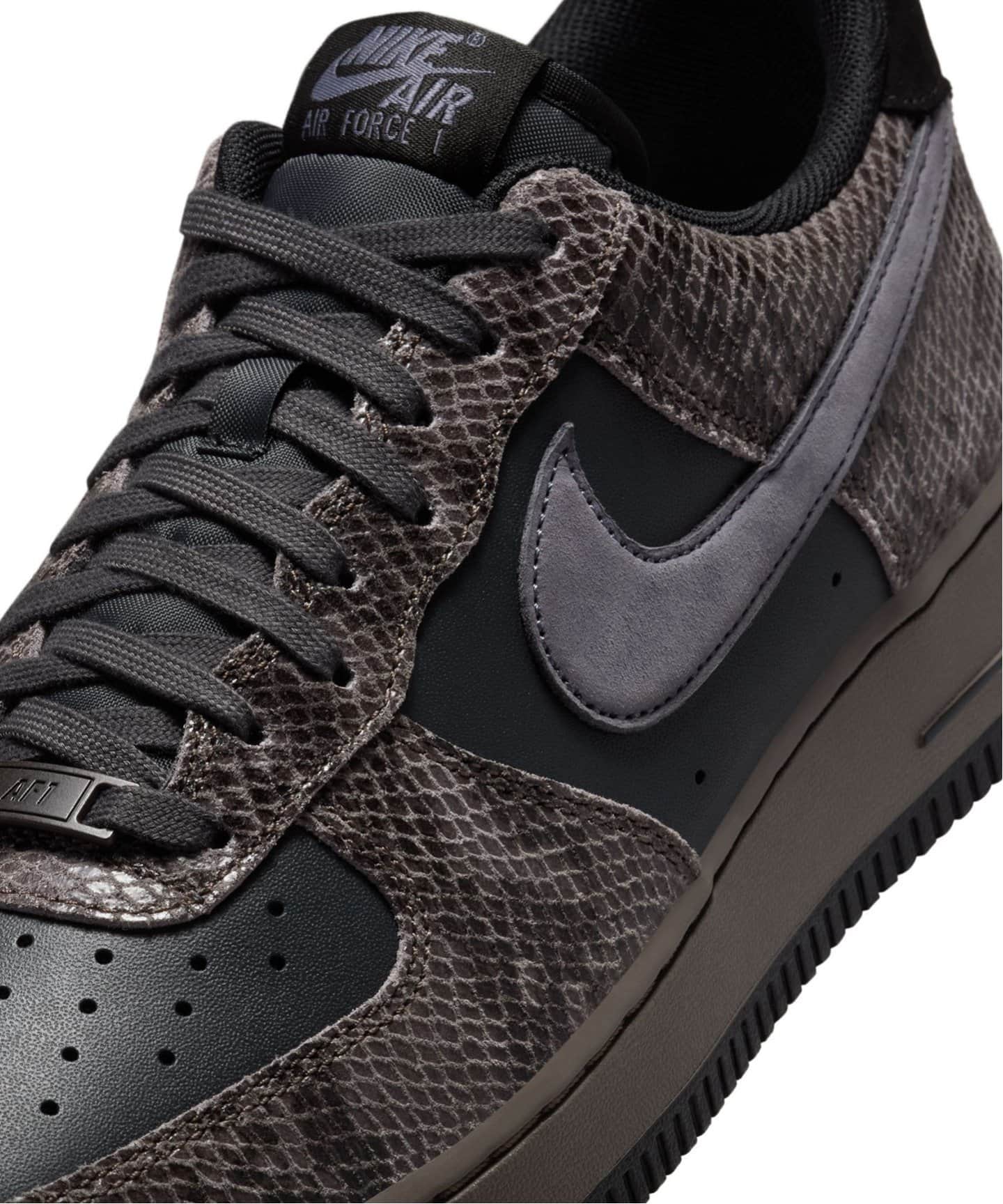 NIKE AIR FORCE 1 07 LV8 EMB HF2898-001