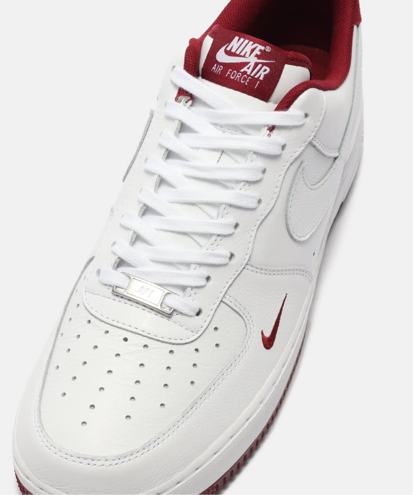 NIKE AIR FORCE 1 07 LV8 ESS HM9483-10