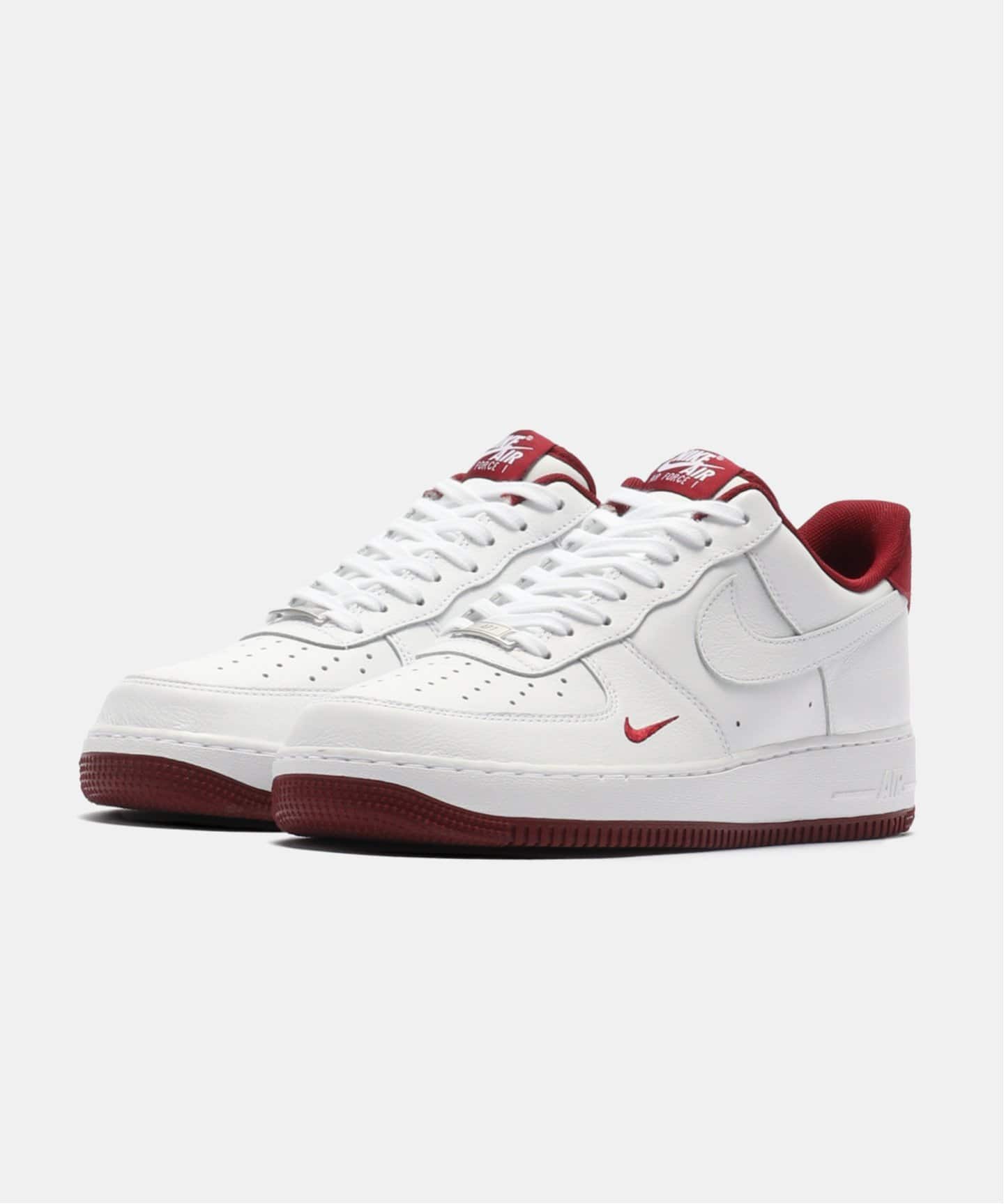 NIKE AIR FORCE 1 07 LV8 ESS HM9483-10