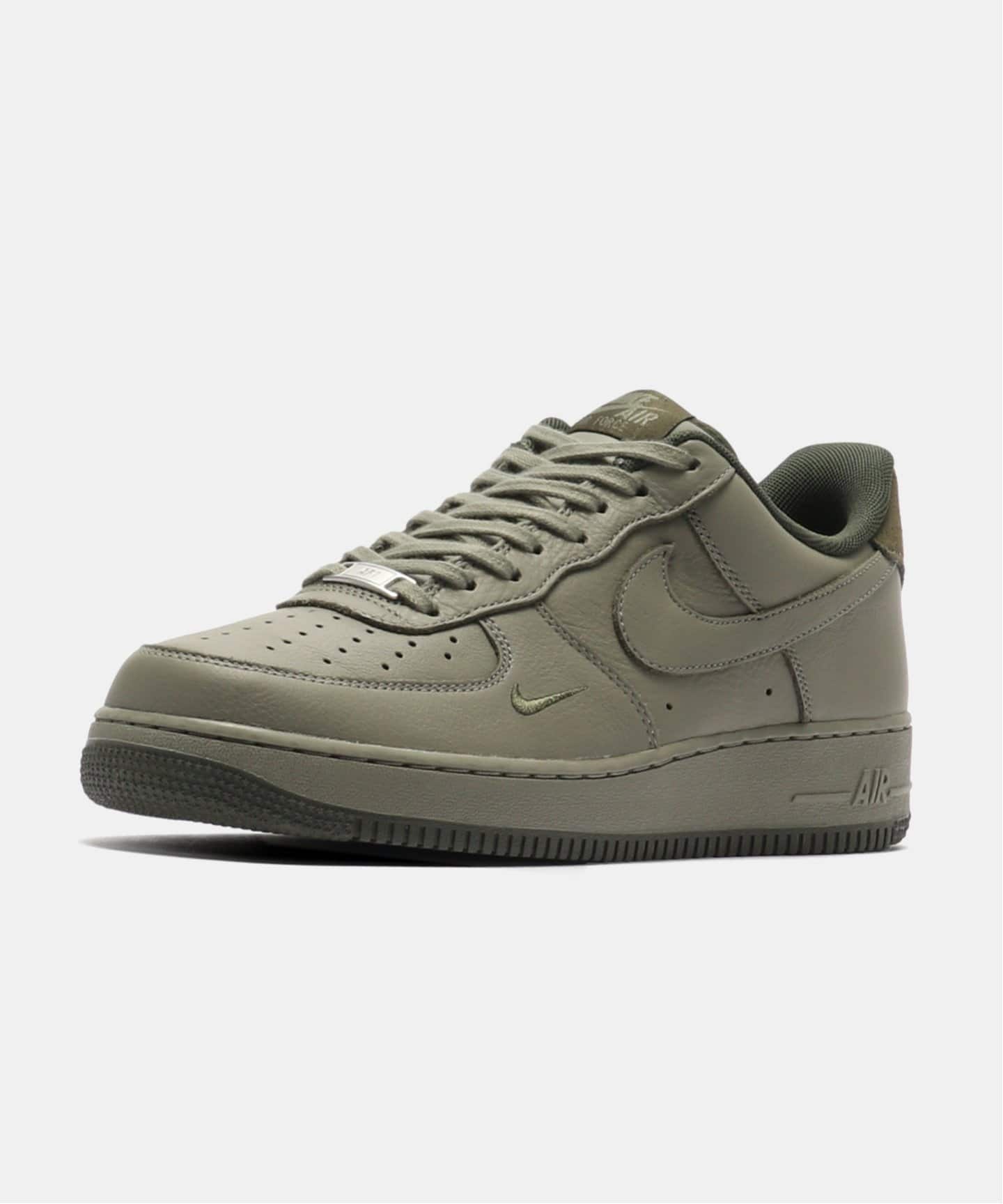 NIKE AIR FORCE 1 07 LV8 ESS HM9483-300