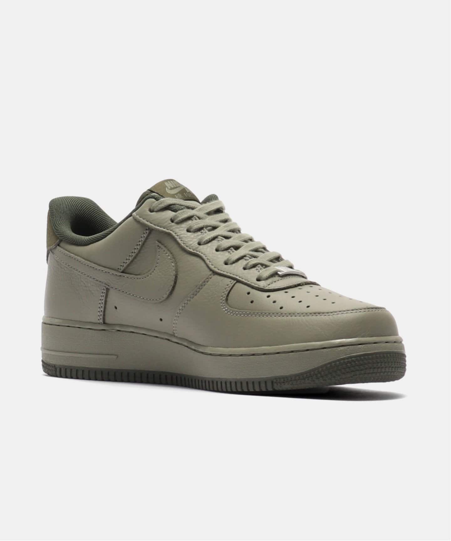NIKE AIR FORCE 1 07 LV8 ESS HM9483-300