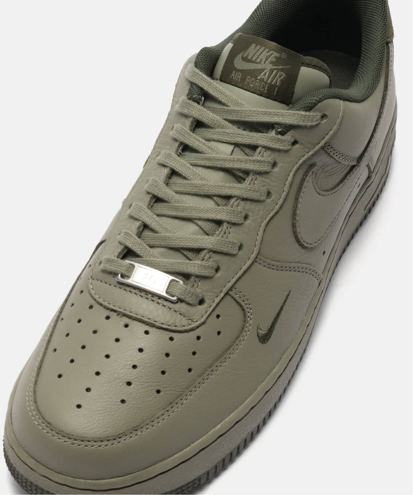 NIKE AIR FORCE 1 07 LV8 ESS HM9483-300