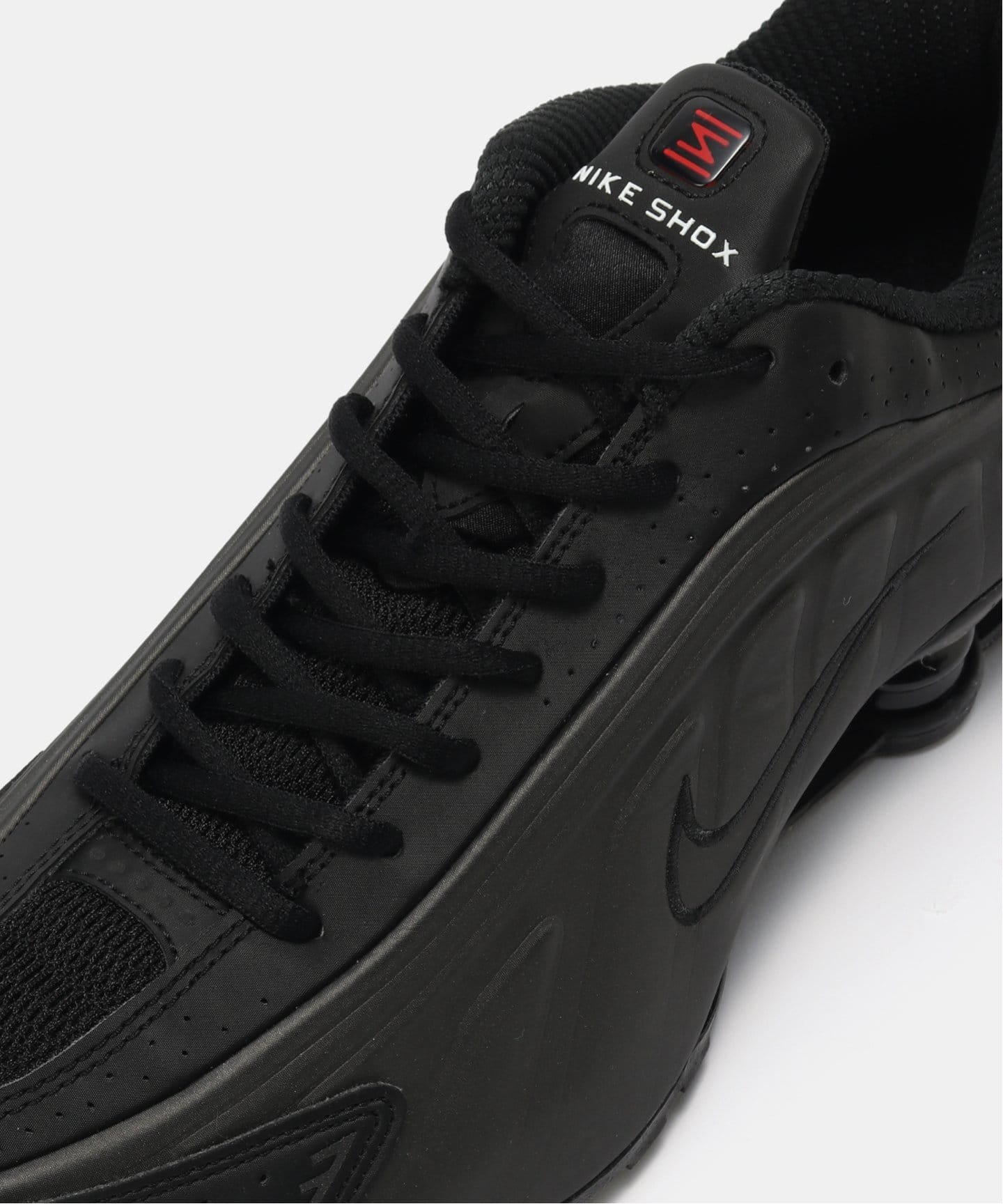 NIKE SHOX R4 HQ1988-001
