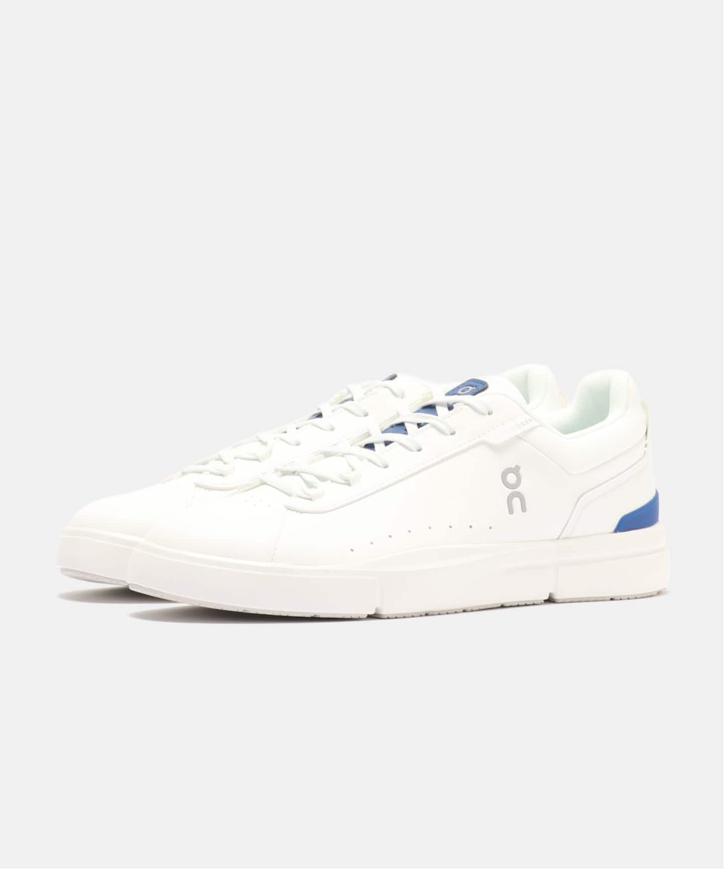 On THE ROGER Advantage 3MF30640629