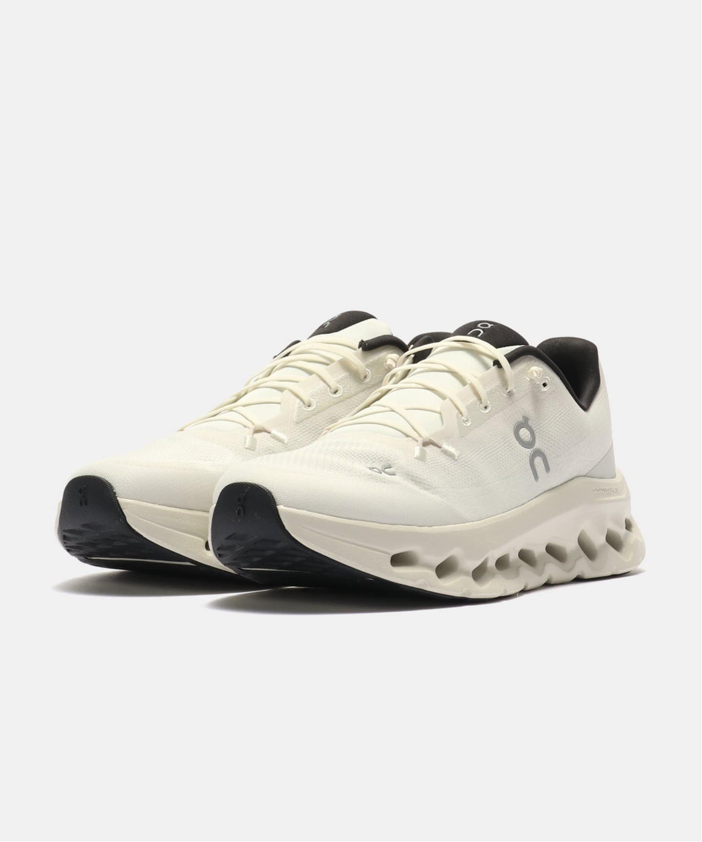 On Cloudtilt 3ME10102531