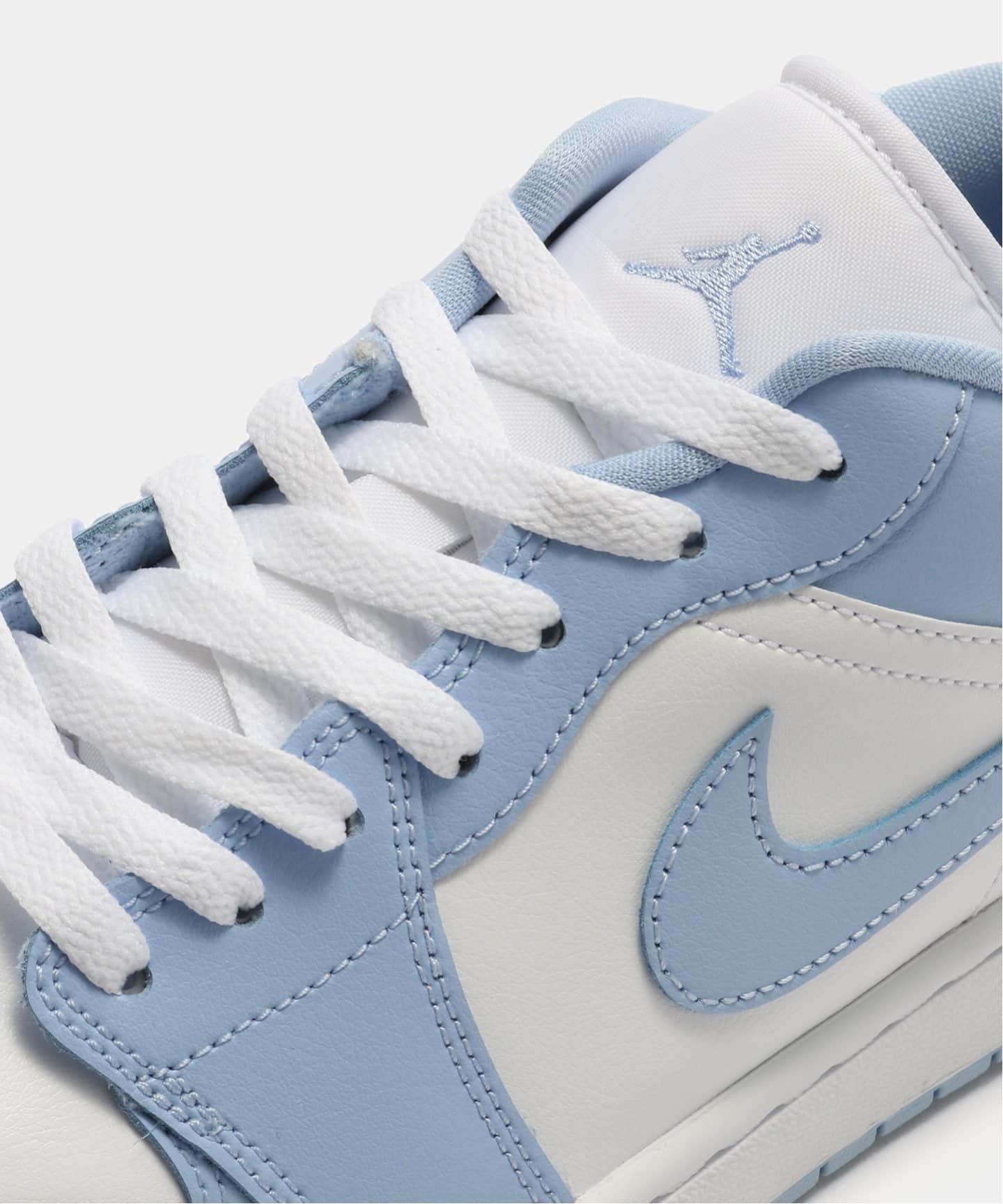 JORDAN BRAND WMNS AIR JORDAN 1 LOW DC0774-142